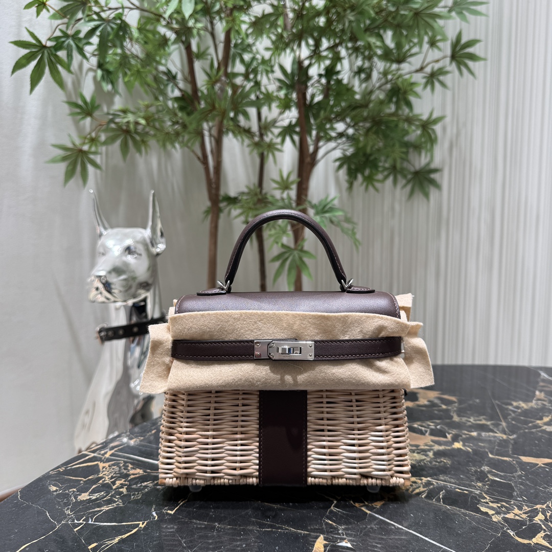Hermès Rare summer style arrives Kelly 20 picnic K20 picnic bag