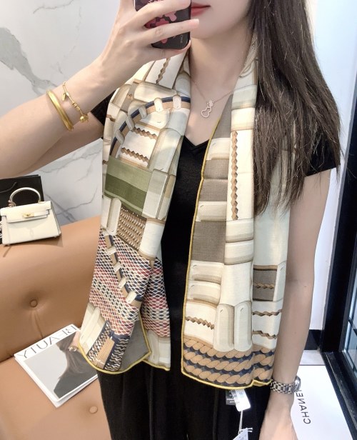 Hermes Cosmographia Universalis Silk and Wool Scarf - Astronomy & Myth Design 1 Hermes Cosmographia Universalis Silk and Wool Scarf - Astronomy & Myth Design