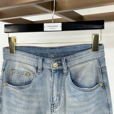 TF汤姆福特🎉🎉2026夏季最新⚡️推出男士牛仔裤新品!重工水洗牛仔面料,定制面料和一般牛仔布料比起来,更加柔软舒适!超 TF汤姆福特🎉🎉2026夏季最新⚡️推出男士牛仔裤新品!重工水洗牛仔面料,定制面料和一般牛仔布料比起来,更加柔软舒适!超