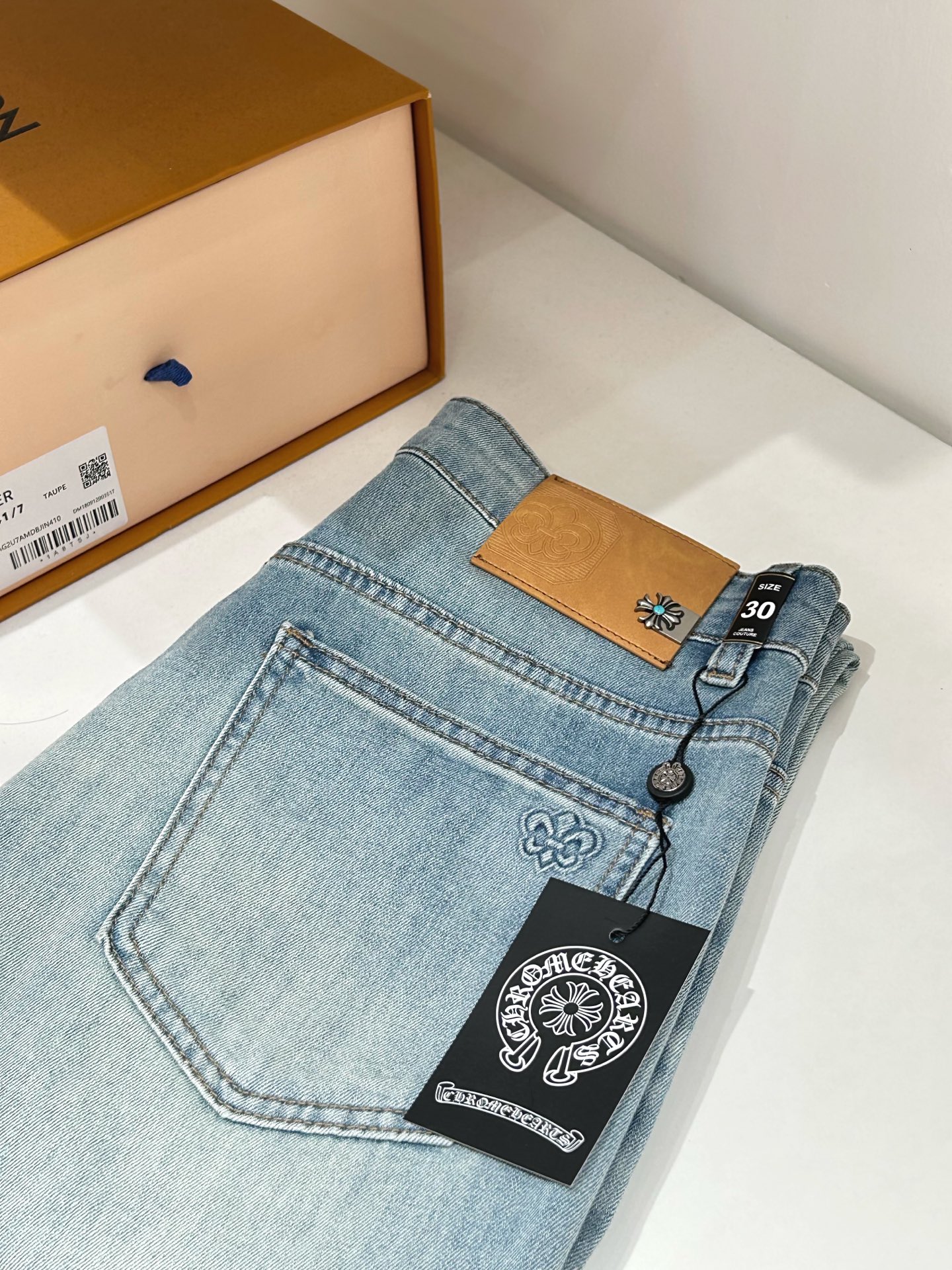 CH克罗心🎉🎉2026夏季最新⚡️推出男士牛仔裤新品！重工水洗牛仔面料，定制面料和一般牛仔布料比起来，更加柔软舒适！超重