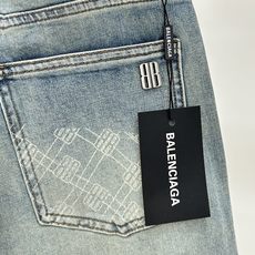 Balenclaga巴黎世家🎉🎉2026夏季最新⚡️推出男士牛仔裤新品!重工水洗牛仔面料,定制面料和一般牛仔布料比起来, Balenclaga巴黎世家🎉🎉2026夏季最新⚡️推出男士牛仔裤新品!重工水洗牛仔面料,定制面料和一般牛仔布料比起来,