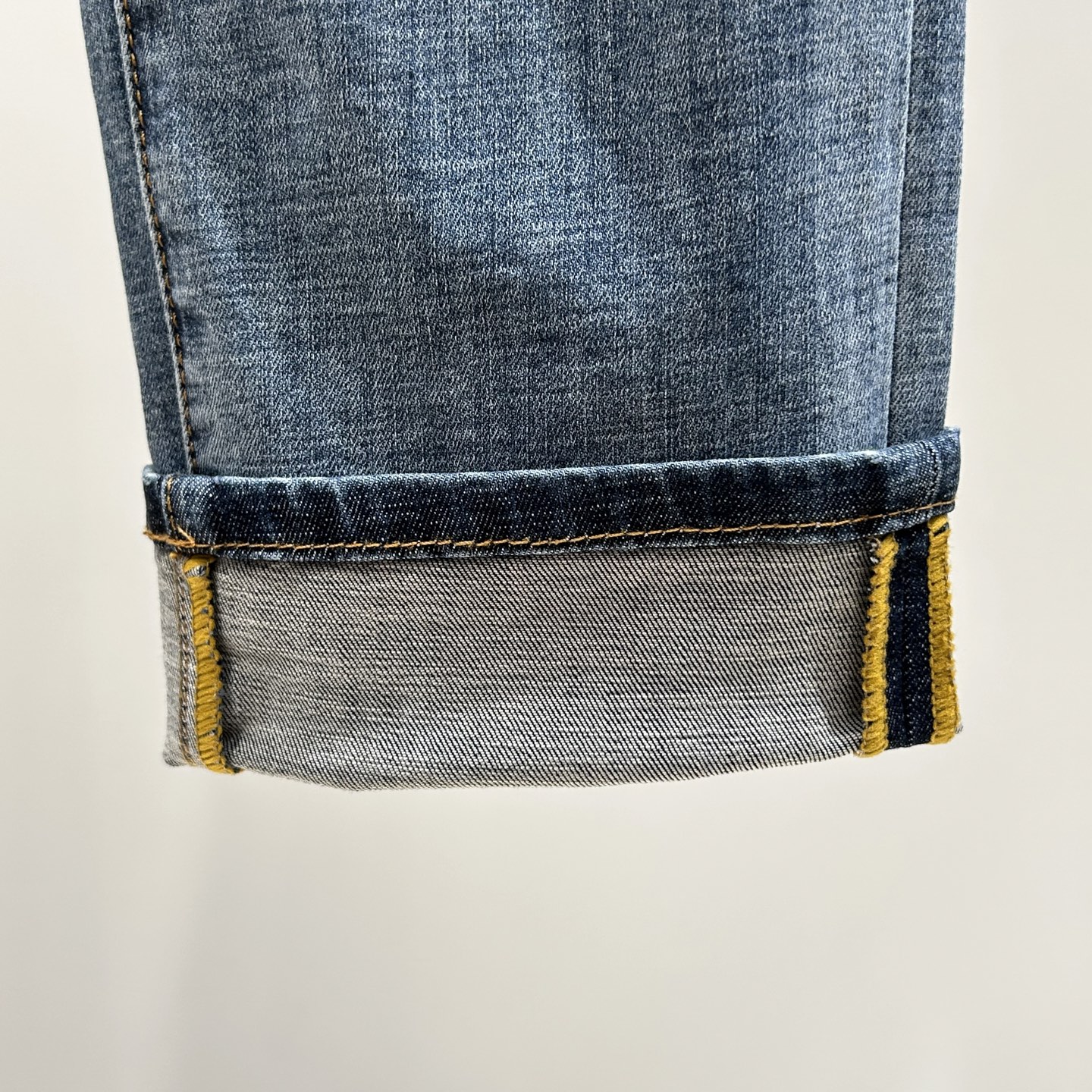 🎉🎉2026夏季最新⚡️推出男士牛仔裤新品！重工水洗牛仔面料，定制面料和一般牛仔布料比起来，更加柔软舒适！超重工洗水工艺