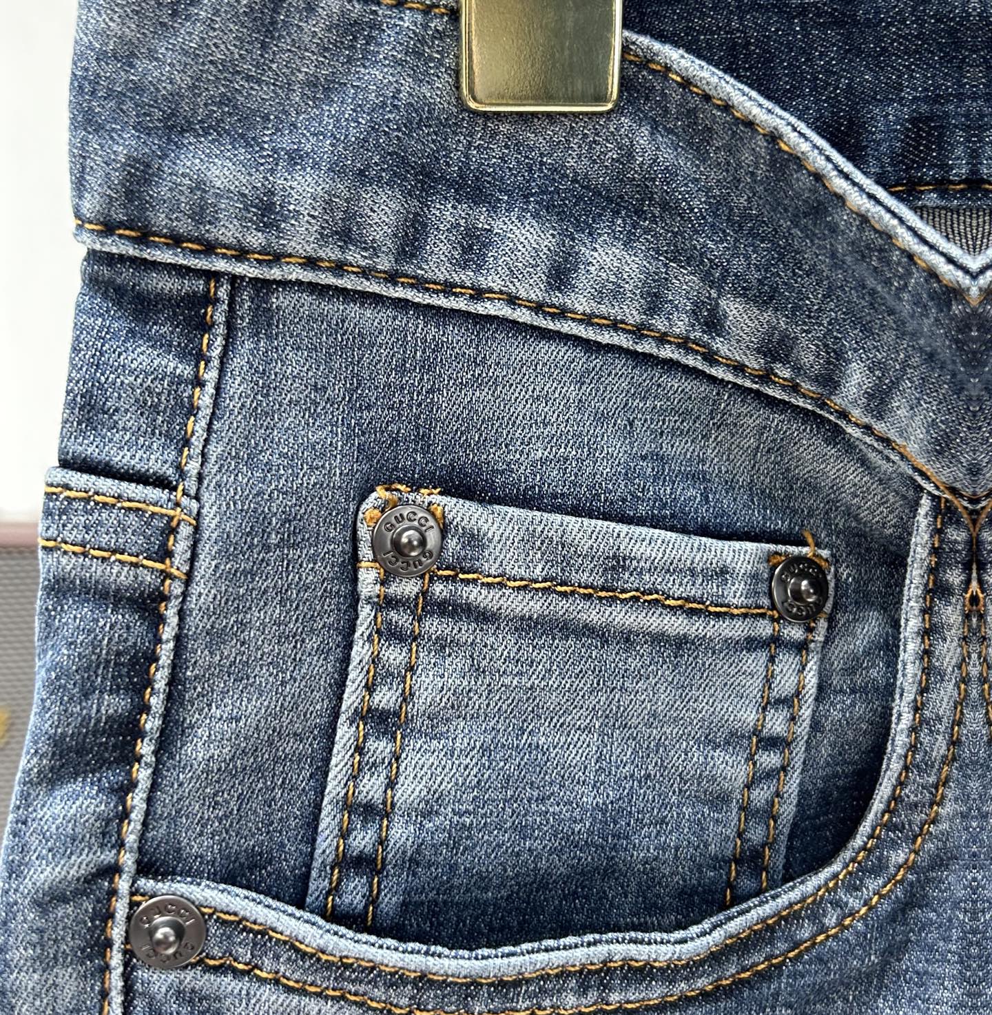 🎉🎉2026夏季最新⚡️推出男士牛仔裤新品！重工水洗牛仔面料，定制面料和一般牛仔布料比起来，更加柔软舒适！超重工洗水工艺