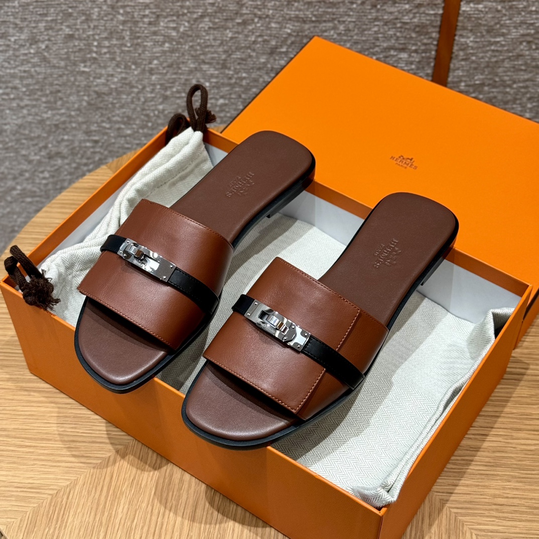 HERMES Giulia 플랫 슬리퍼 원스트랩 슬리퍼 여성용 봄가을용 패션 클래식