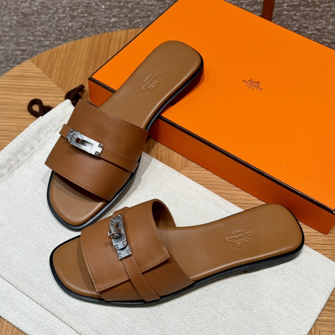 HERMES Giulia 플랫 슬리퍼 원스트랩 슬리퍼 여성용 봄가을용 패션 클래식