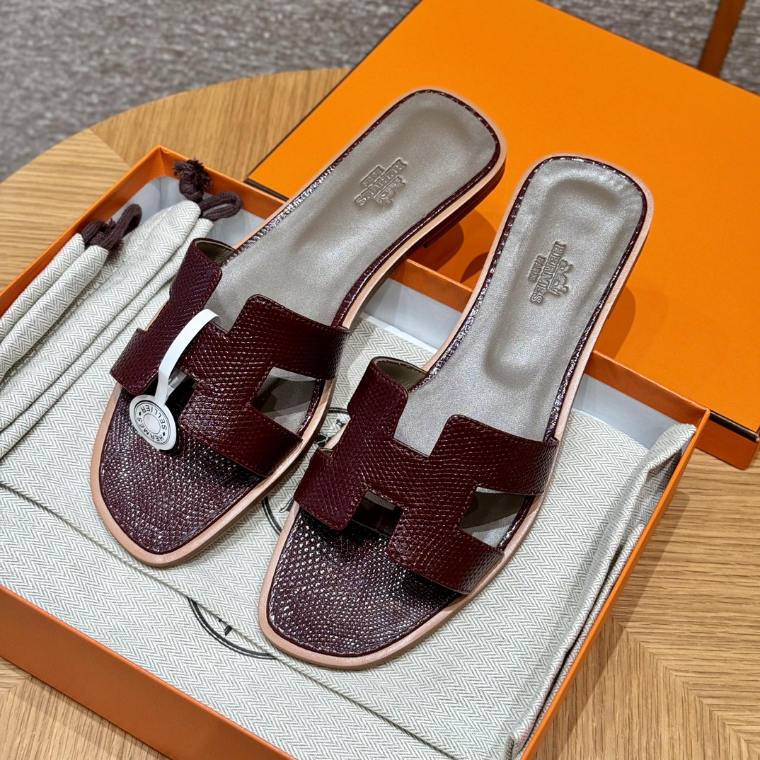 HERMES 🦎 Oran Sandales à une bride pour femme, modèles printemps-automne, classiques et élégants, en peau de lézard, cuir rare