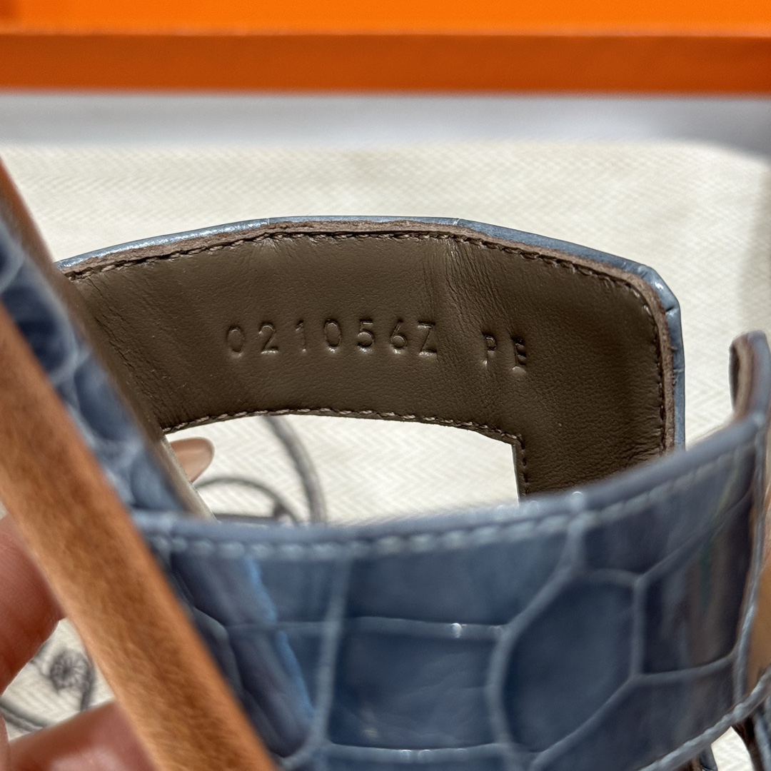 Hermès Oran Raee skin- (Blue Orage)