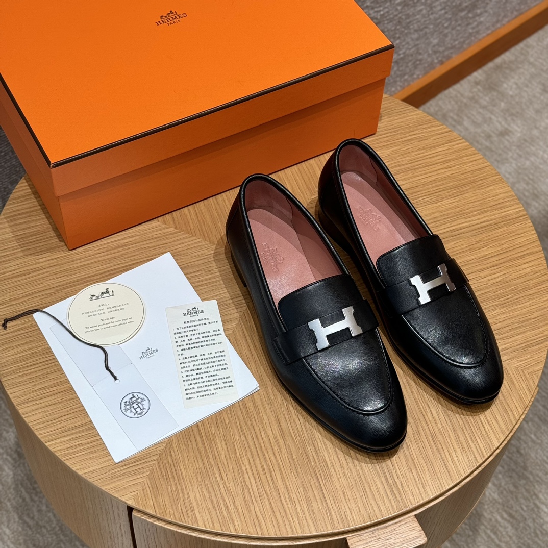 에르메스 램스킨 블랙 실버 로퍼 레플리카 8505