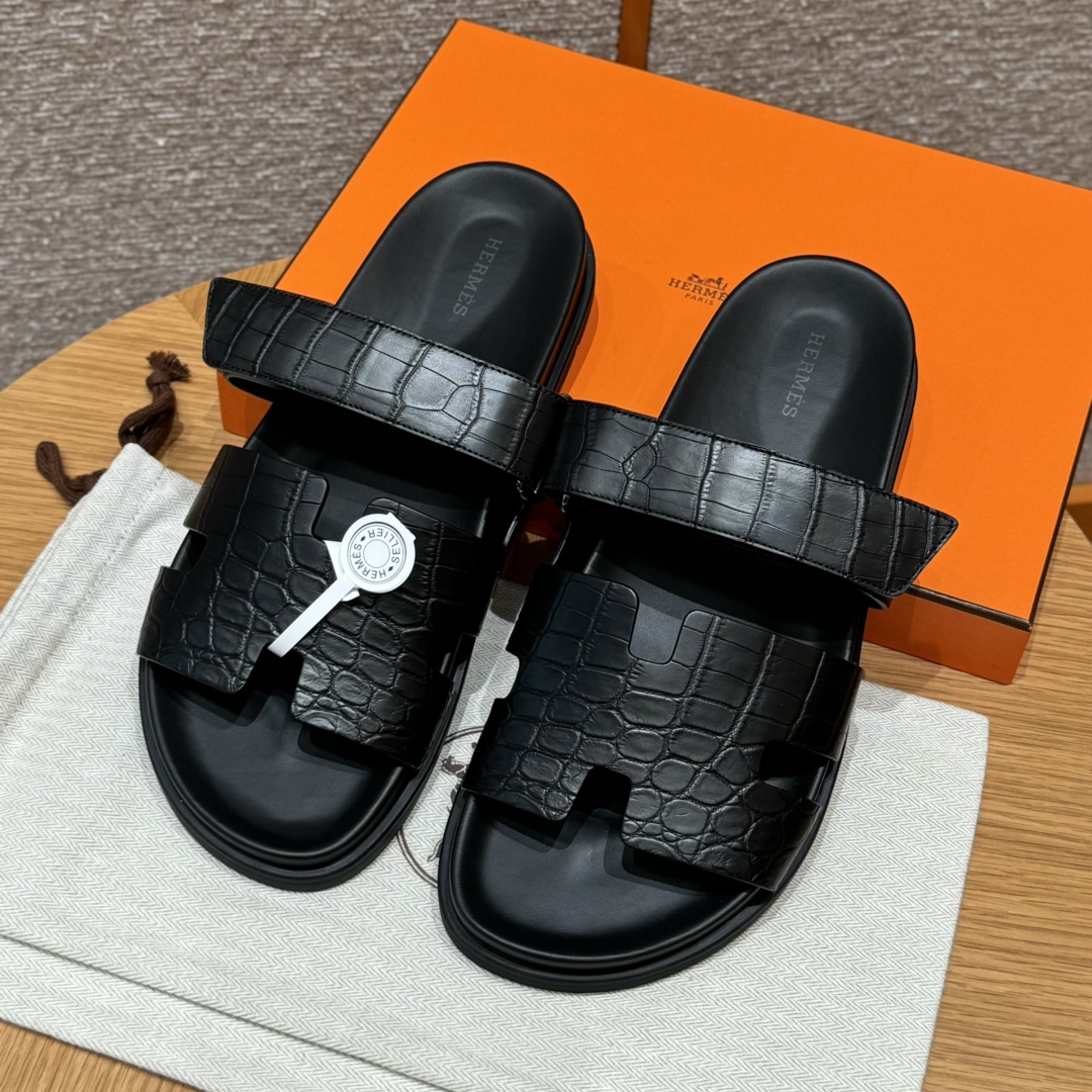 HERMES 🐊 Chypre サンダル レディース メンズ 春秋用 ファッション クラシック クロコダイルレザー 希少レザー