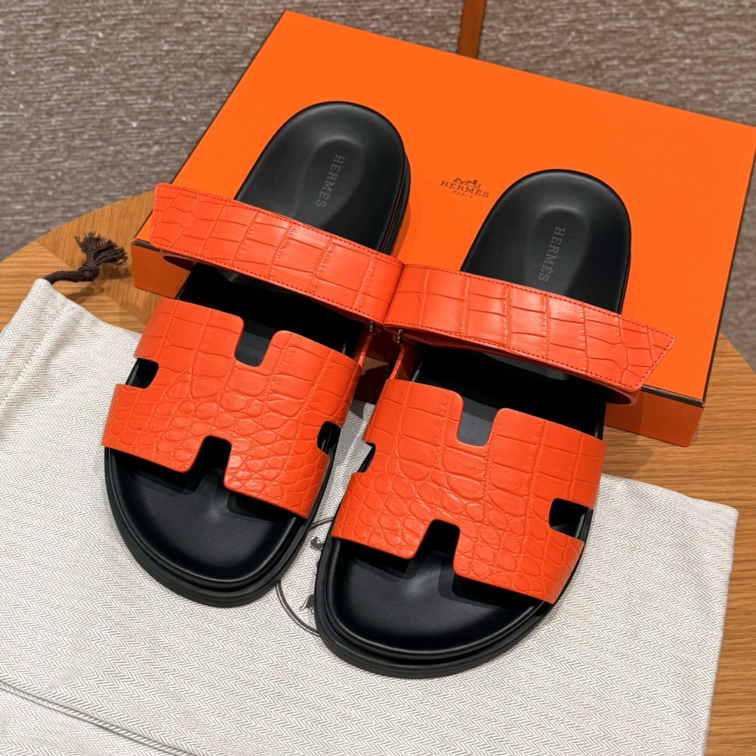 HERMES 🐊 Chypre サンダル レディース メンズ 春秋用 ファッション クラシック クロコダイルレザー 希少レザー