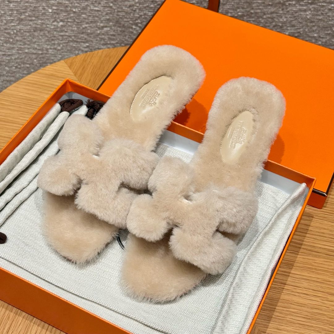 HERMES Oran サンダル ムートン レザー レディース 春秋用 ファッション クラシック