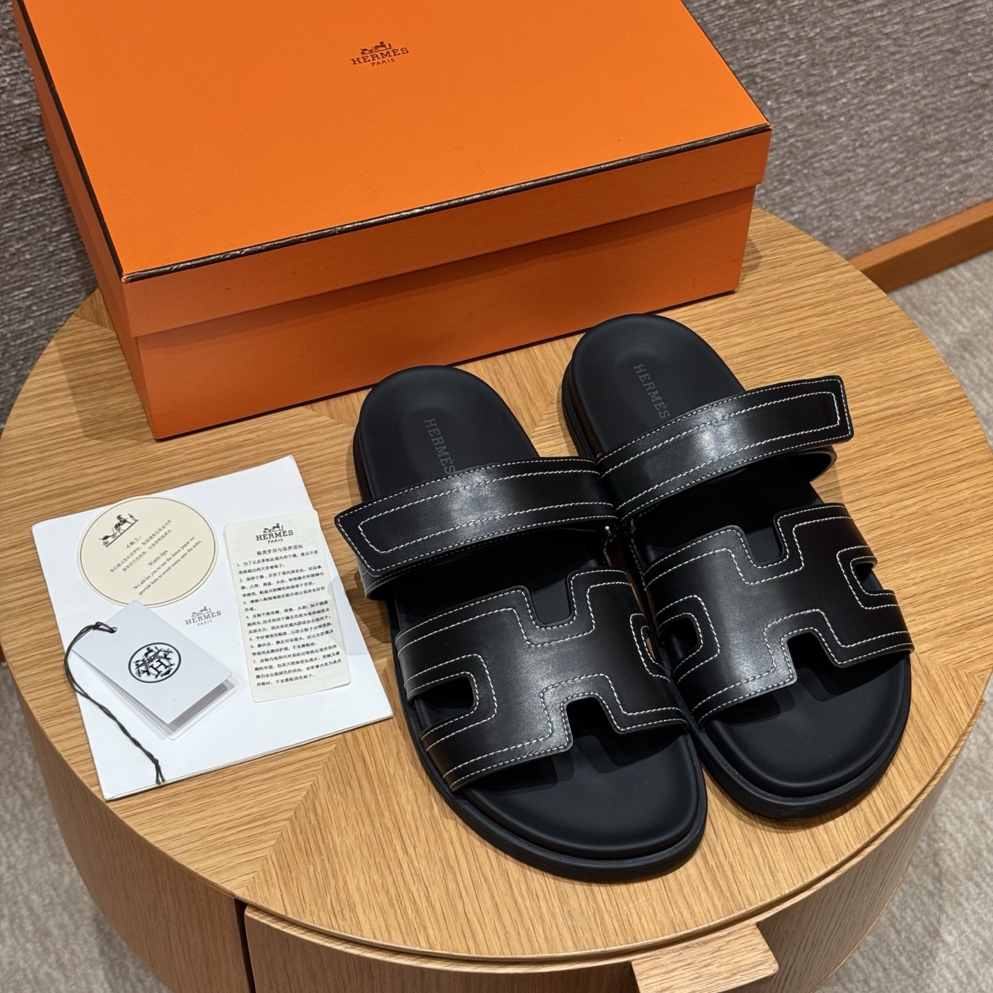 에르메스 시프레 램스킨 블랙 샌들 레플리카 16216