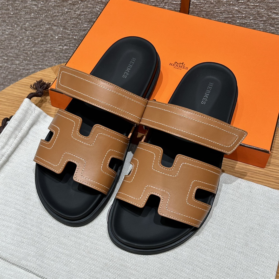 HERMES Chyper サンダル ビーチサンダル メンズ 春秋用 ファッション クラシック