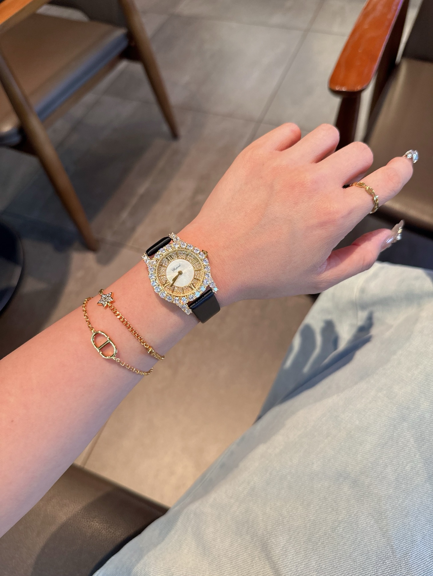 Chopard L'Heure du Diamant Diamond Ladies Watch, Luxury Swiss Timepiece 5 i1755888077757 9921 0 3