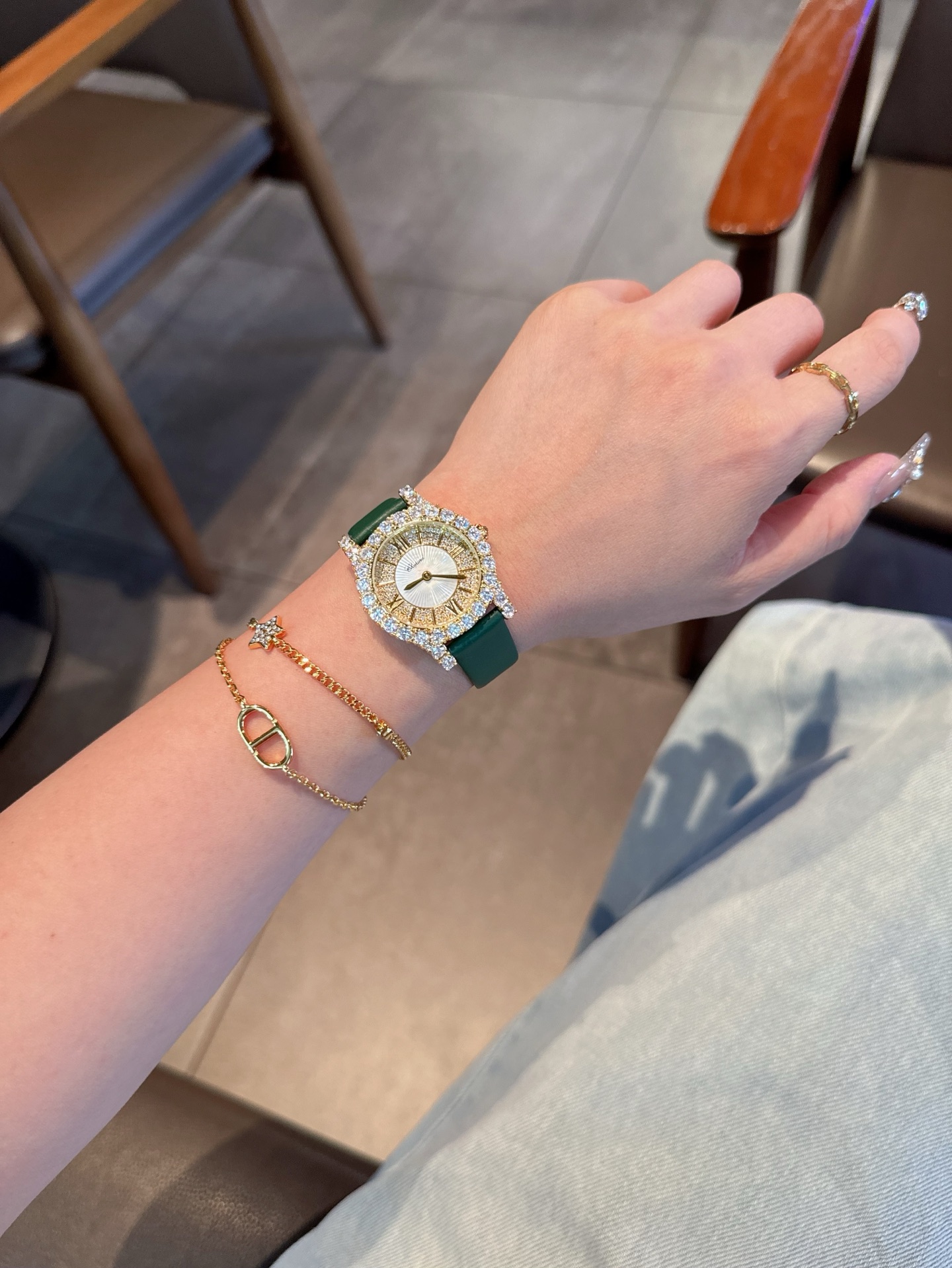 Chopard L'Heure du Diamant Diamond Ladies Watch, Luxury Swiss Timepiece 6 i1755888077789 2374 0 4