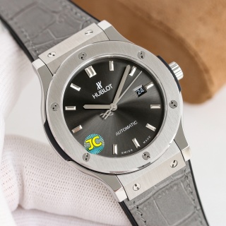 Hublot Classic Fusion Automatic 45mm detail 3