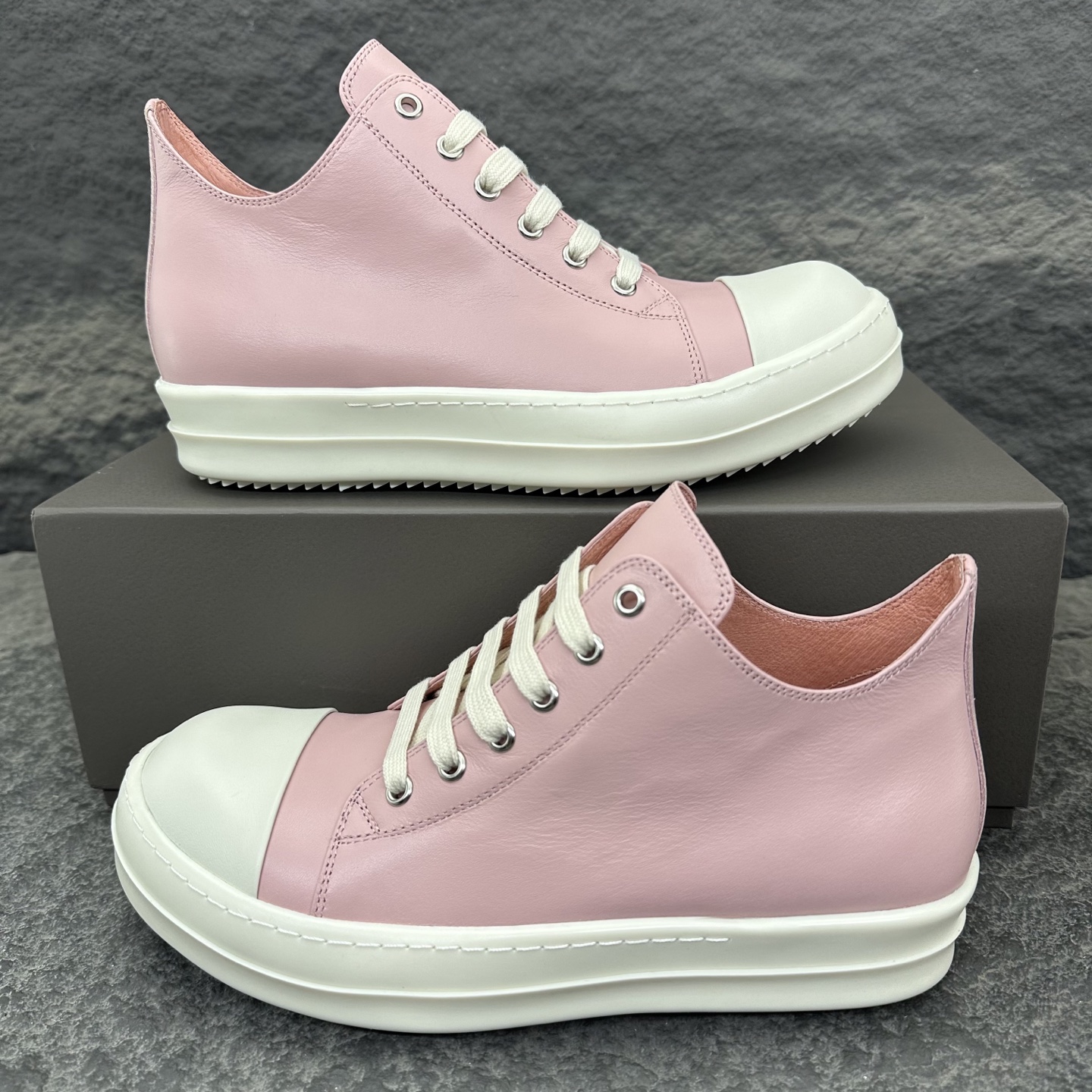 Rick Owens/ · RO DRKSHDW 35-47 23 LUXOR 13 GOTS * * 100% * 70% + 30% * * + * * Scarpe Donna Scarpe sportive Scarpe sportive Scarpe Scarpe Scarpe Scarpe Scarpe Scarpe Scarpe