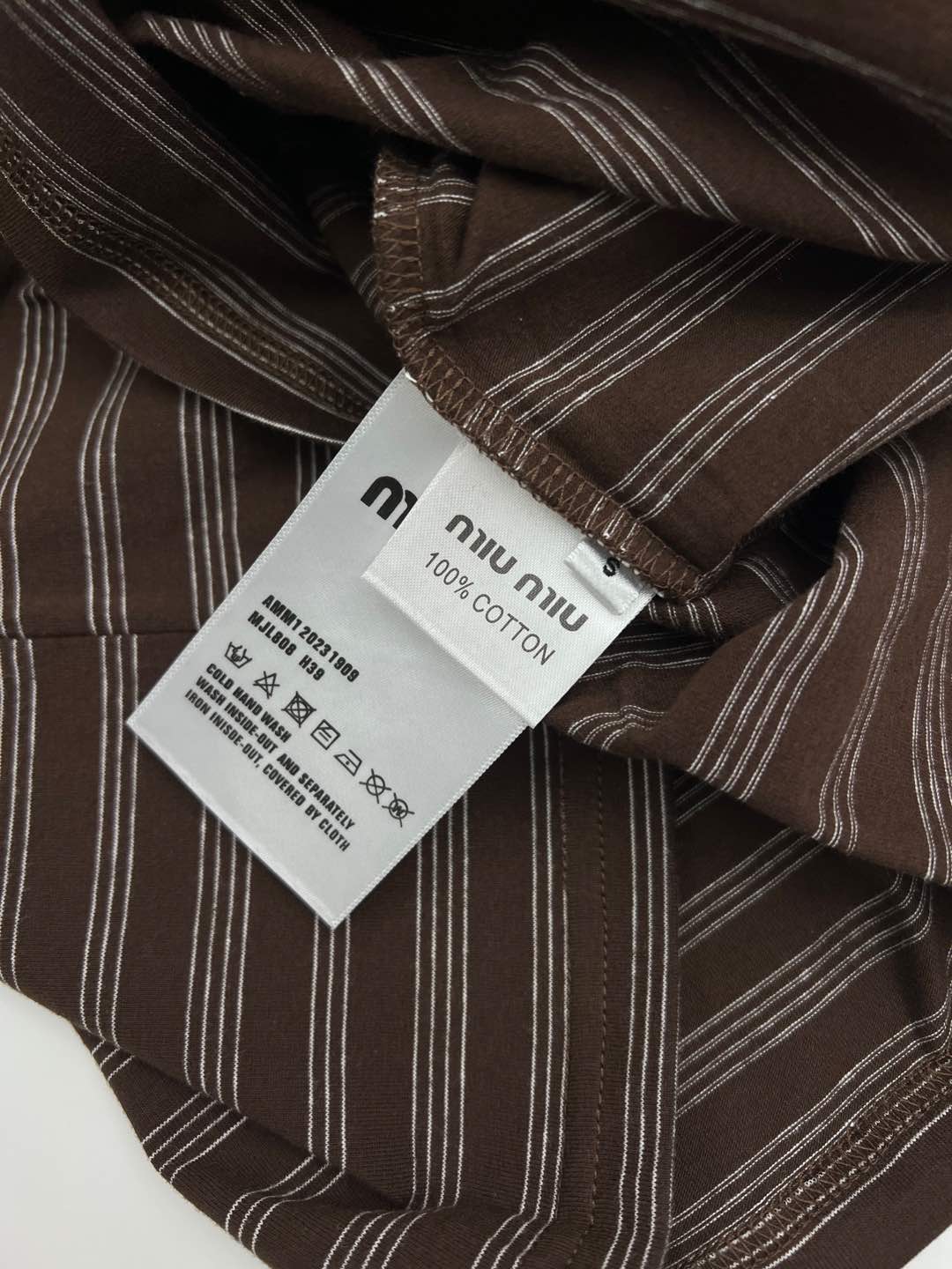 Miu miu缪缪 25ss口袋标签条纹短袖T