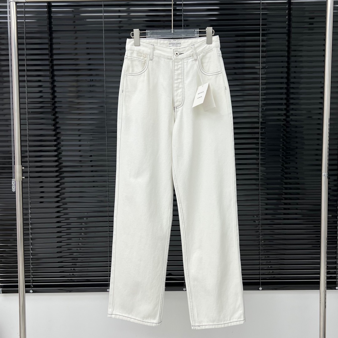 “Original Hard-Core Women’s Suit: White Cowboy Cotton Shorts, Top-Quality, Spot Supply” - 图片 1