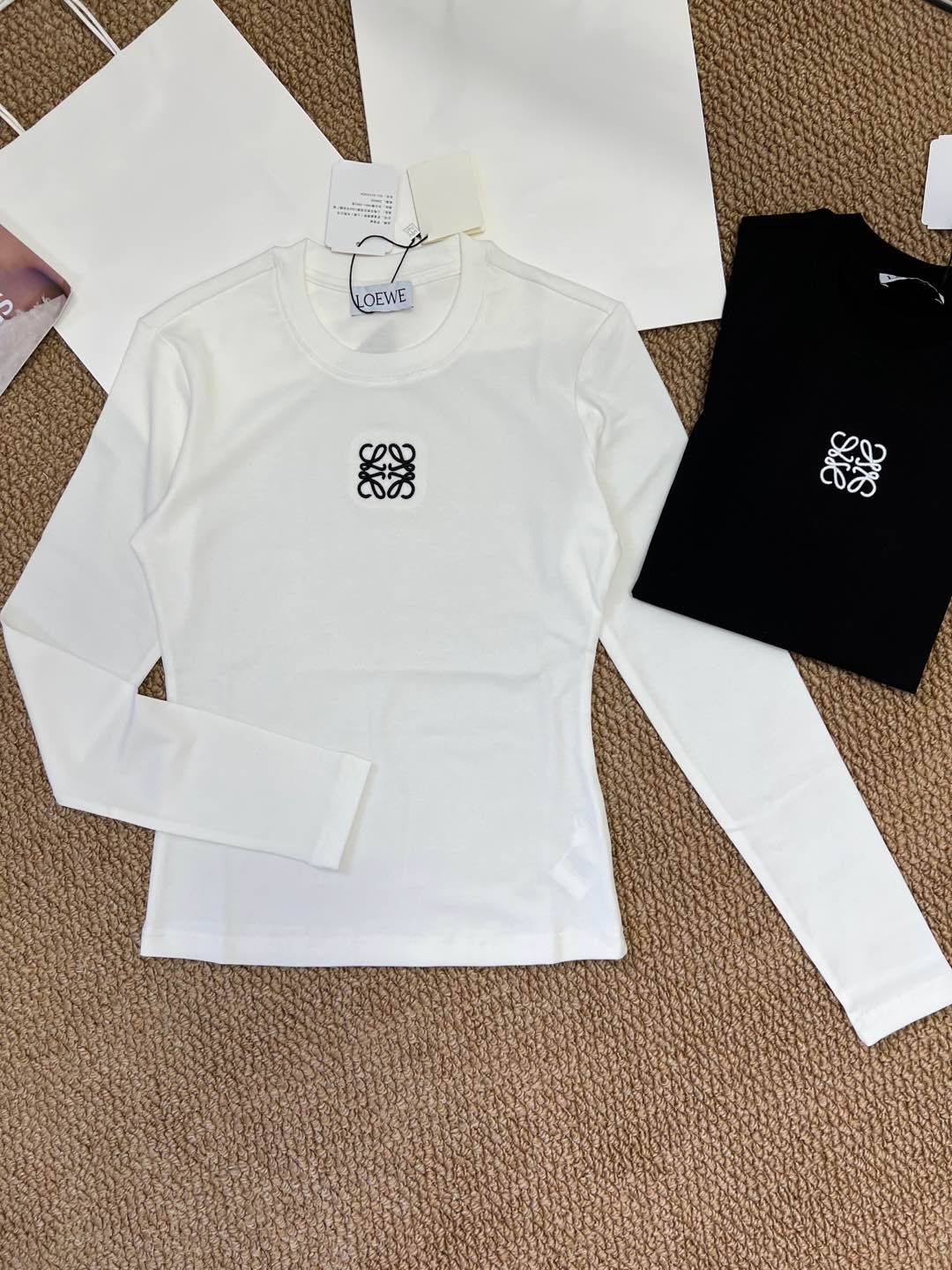 25-year-old Low Pre-Colour Embroidery Logo Skirt: Soft, Cozy, and Sexy Look - 图片 5