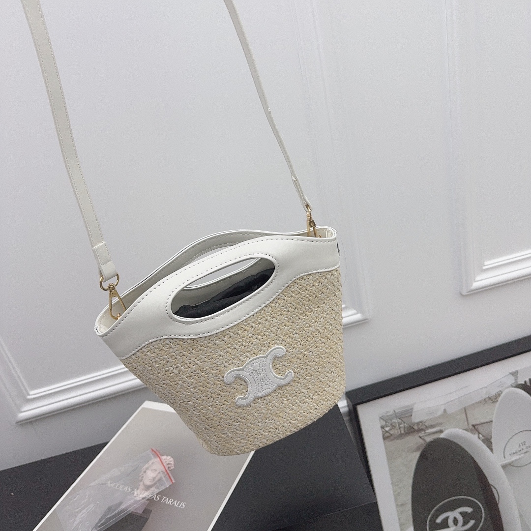 NO:190385,The new Arc de Triomphe bag, exclusive version!  Customized color-blocking crossbody bag, combining leather and straw weaving, full of high-end feel!  Hat Fisherman Hat Baseball Hat Knitted Hats, Hats, espadrilles, espadrilles, satchels, crossbody bags, hats19860909凯旋门新款小包 独家版本！定制拼色系斜挎包 皮质和草编相结合 高级感拉满！ 帽子渔夫帽棒球帽针织帽,帽子,espadrilles,espadrilles,satchels,crossbody bags,hats,hat