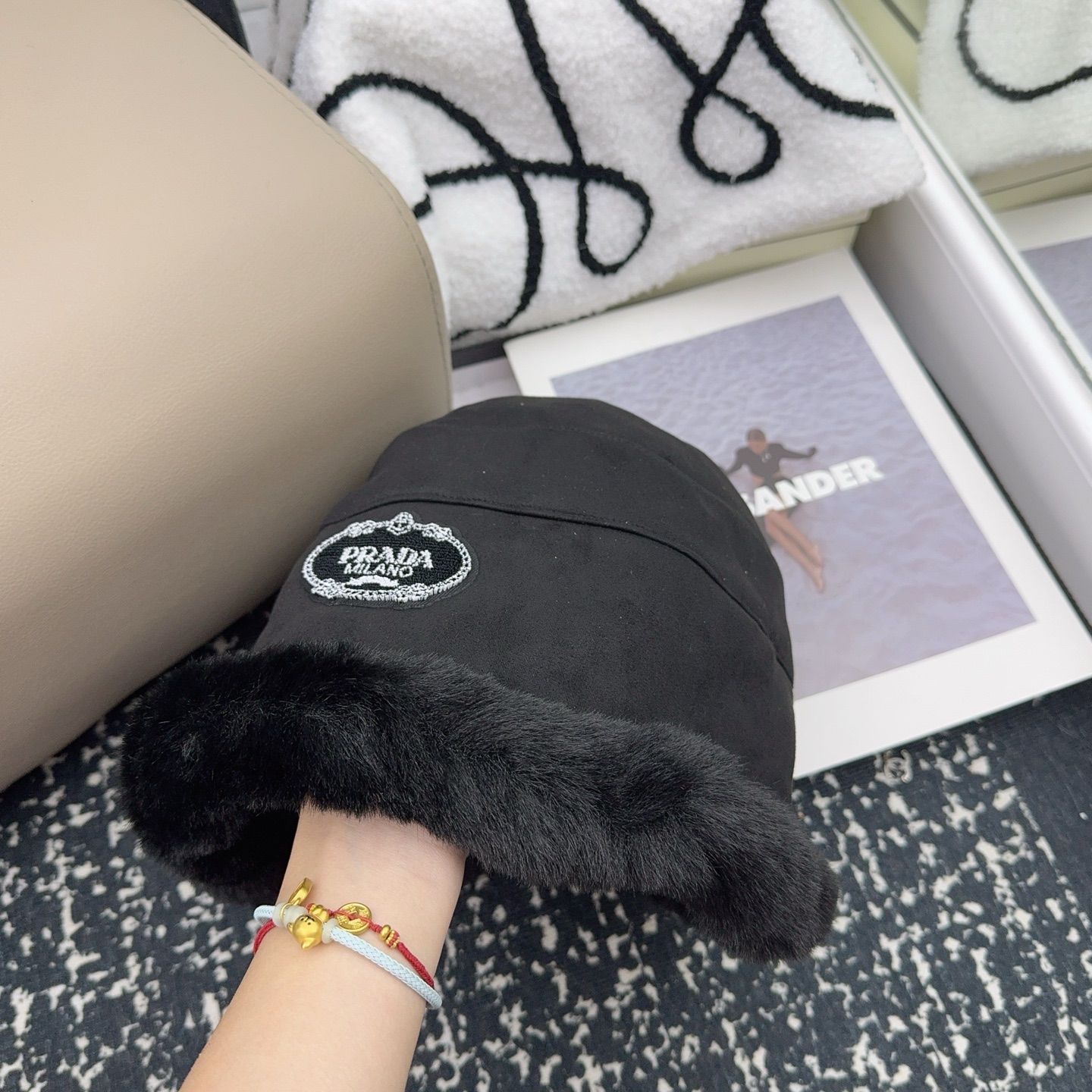 🎀PRADA 🖤新款毛绒渔夫帽