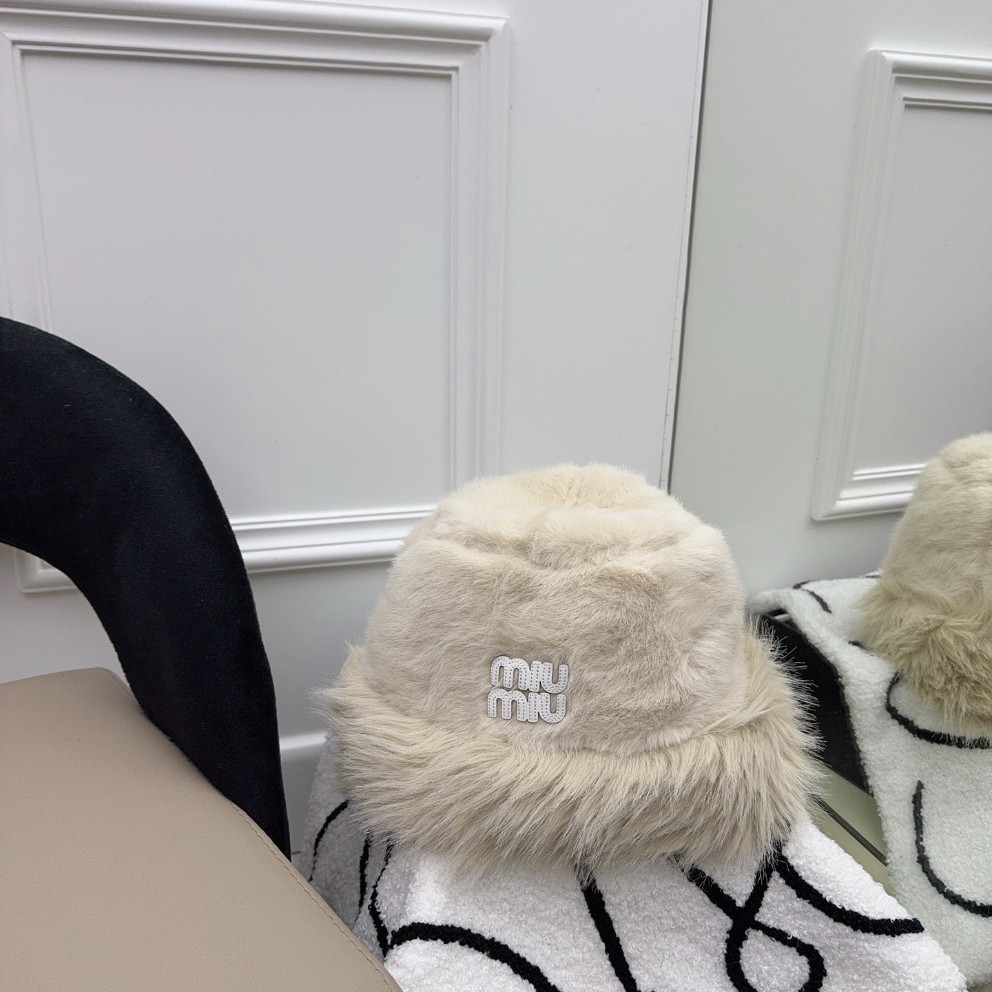 🎀MIU MIU 上新‼️ 冬款水貂毛渔夫帽