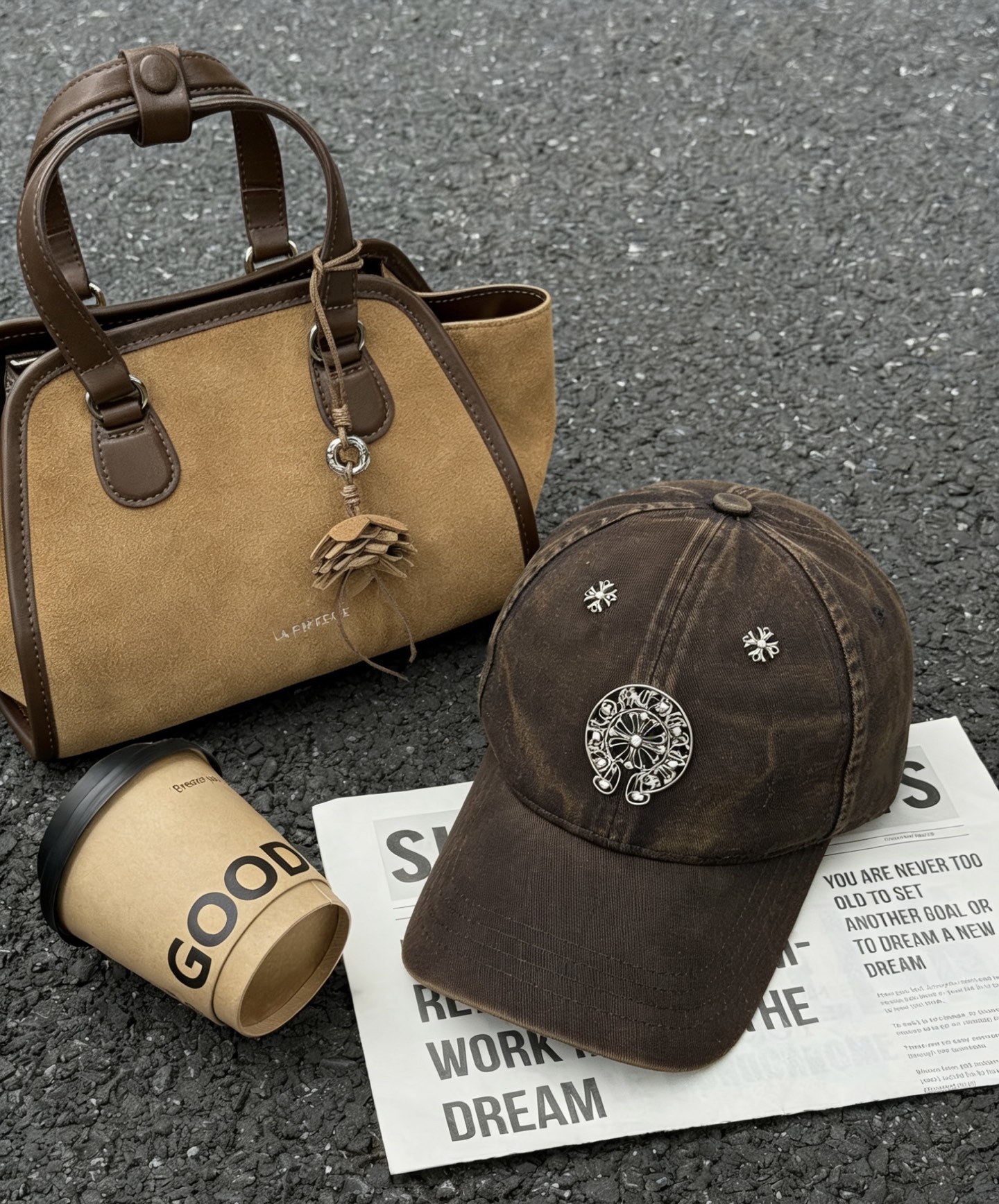 NO:884197,Chrome Hearts advanced customized version of baseball cap. The hot girl is very sweet and cool. Old washed craftsmanship. Mainly trendy~ hats, straw hats, fisherman hats, baseball caps, hats, chrome hearts, espadrilles, hats19860909克罗心 高级定制版棒球帽 辣妹甜酷十足 做旧水洗工艺 主打潮~帽子草帽渔夫帽棒球帽,帽子,chrome hearts,espadrilles,hats,hat