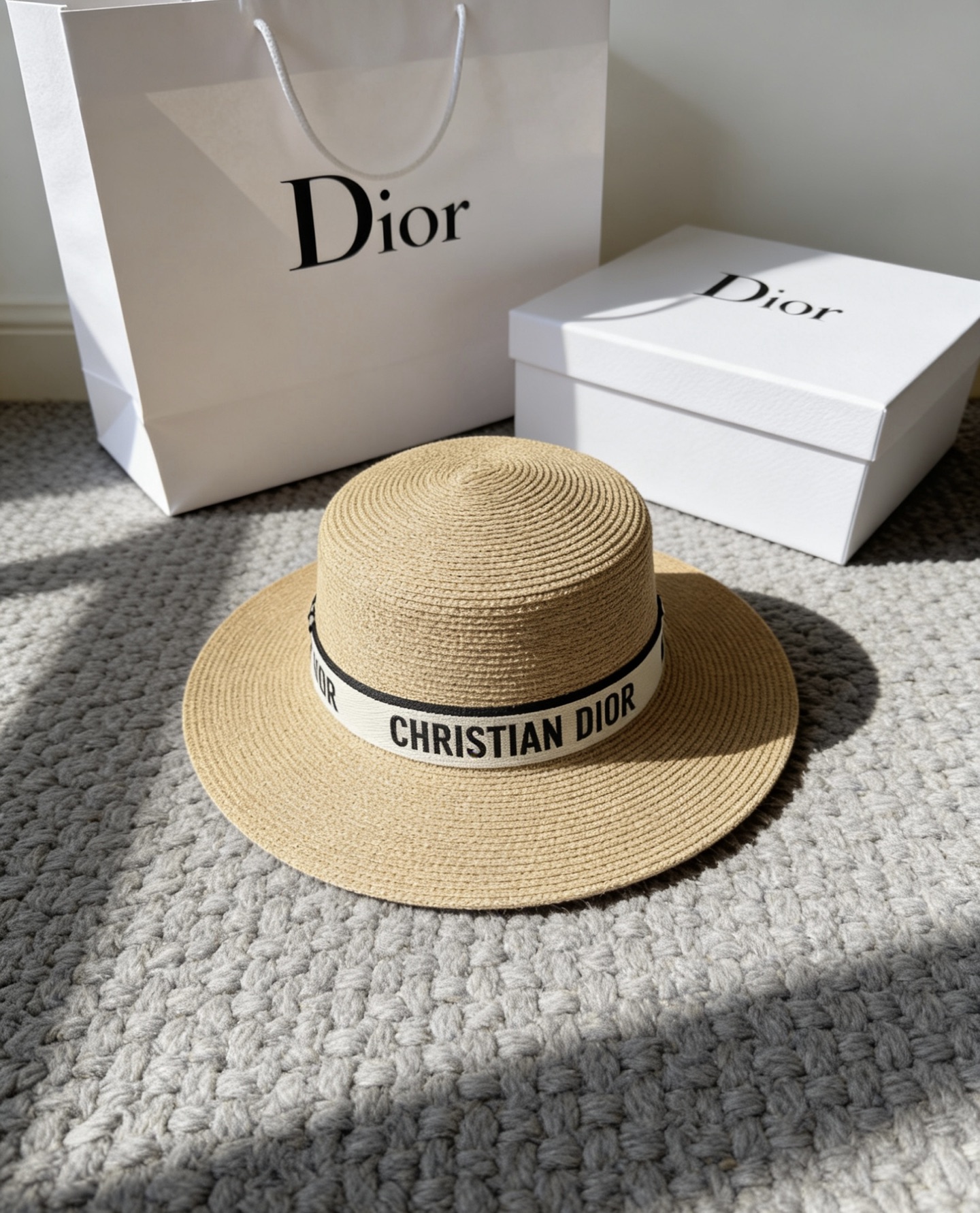 Dior Dior平顶