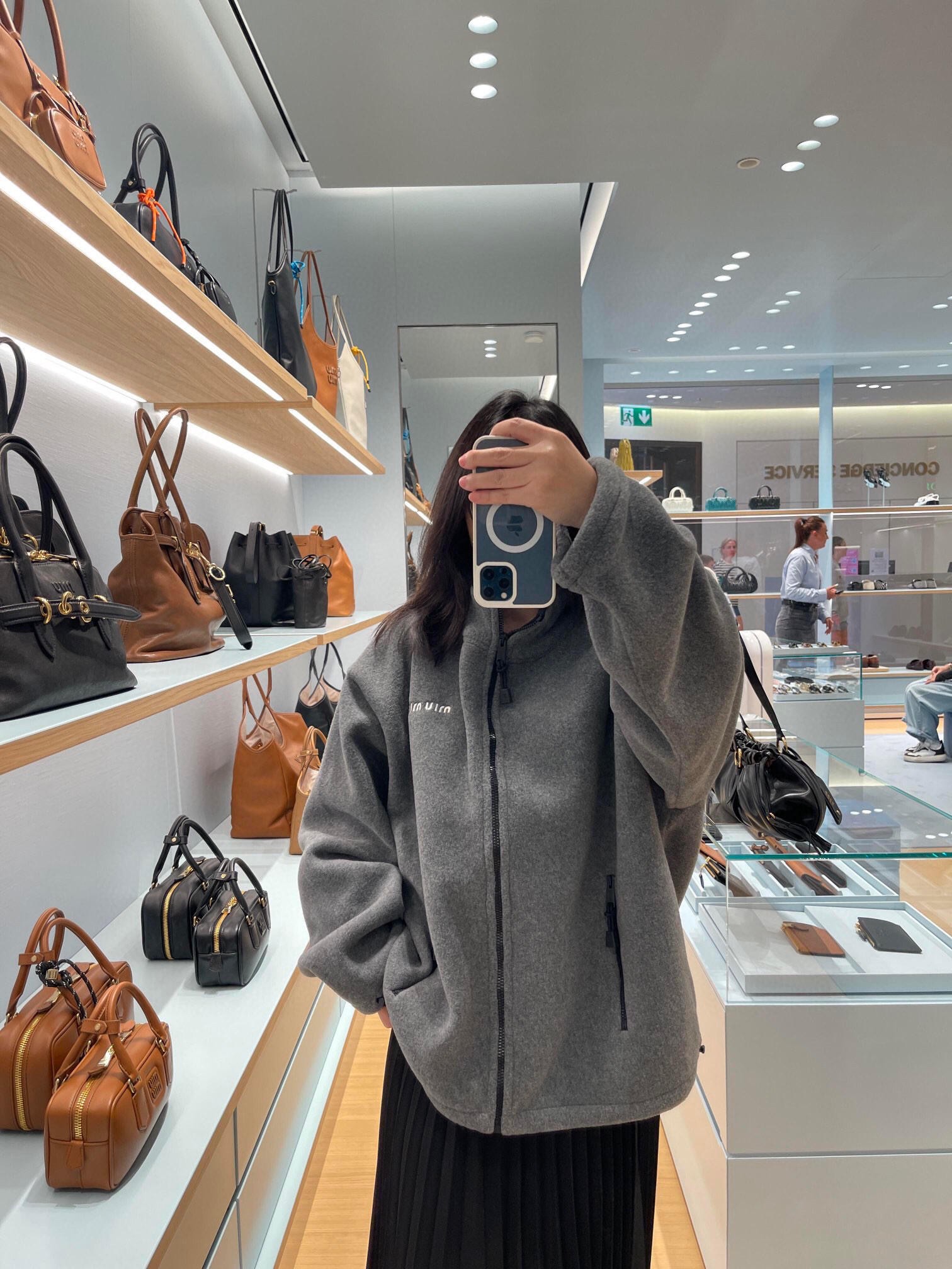 NO:473694,Full of personality, alexander wang19860909个性十足,,alexander wang,Women's clothing