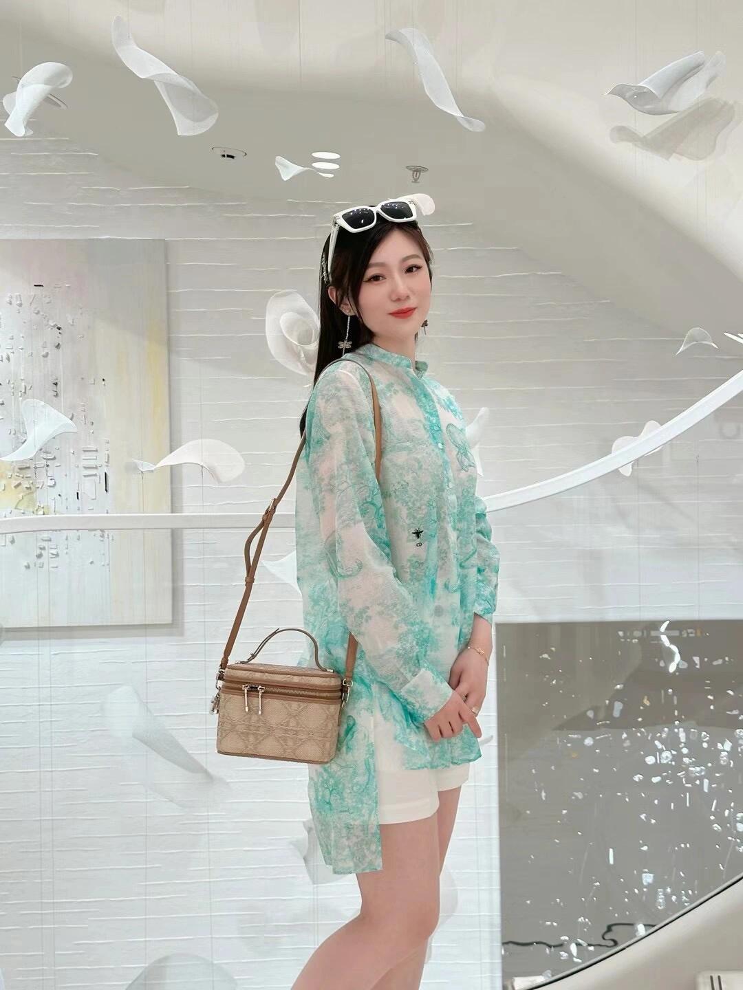 NO:294021,The top looks so good, alexander wang19860909上衣太好看了,,alexander wang,Women's clothing