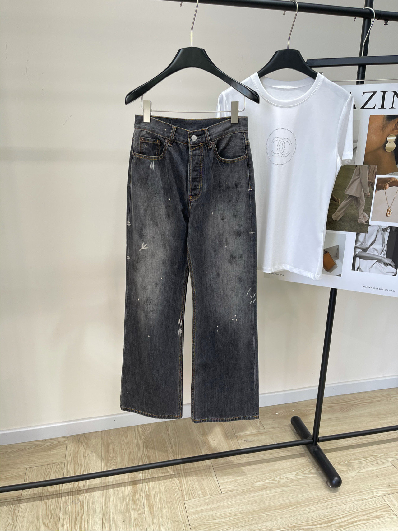 NO:317847,【AC gray-black ink-splashing jeans】 Fabric denim cotton color gray-black ACNE STUDIOS｜Take sweet and cool style It is worthy of being a light-flat jeans Classic style Just right ink and stitching design It is a pair of magic pants that can be worn for ten years Hand-made graffiti ink-splashing jeans Selected denim fabric Flat size S waist 68, hip 98, trouser length 108 M waist 72, hip 102, trouser length 109 L waist 76, hip 106, trouser length 110 Manual measurement will have 2~3cm errors within the normal range, acne studios,dior,jeans,alexander wang19860909【AC灰黑色泼墨牛仔长裤】 面料牛仔棉 颜色灰黑色 ACNE STUDIOS｜拿捏甜酷风 不愧是微喇神裤 经典版型 恰到好处的泼墨和缝线设计 是一条可以穿十年的神裤 手工涂鸦泼墨做旧牛仔裤 精选牛仔面料 平铺尺码 S腰围68,臀围98,裤长108 M腰围72,臀围102,裤长109 L腰围76,臀围106,裤长110 手工测量会有2~3cm误差属于正常范围,,acne studios,dior,jeans,alexander wang,Women's clothing