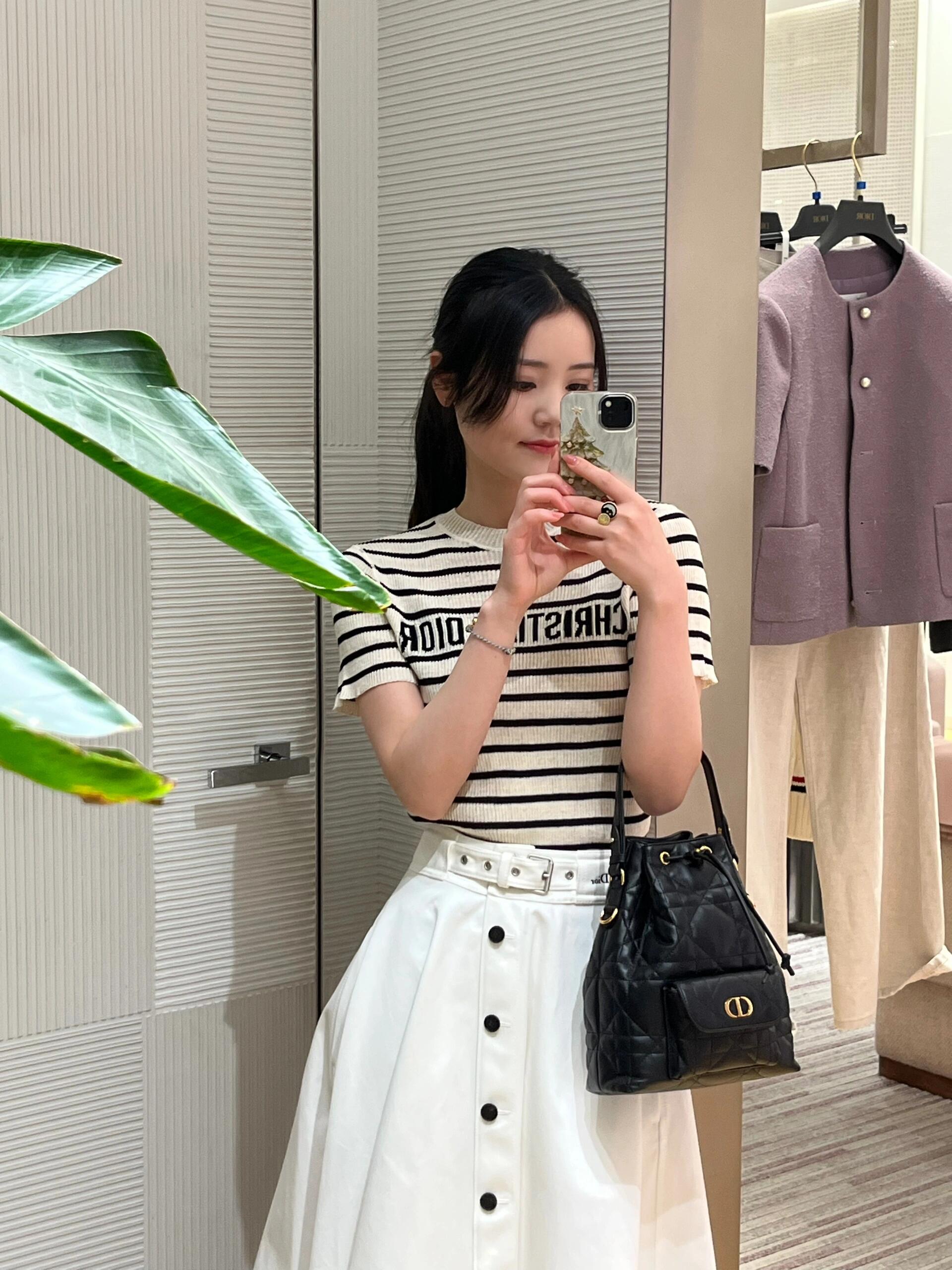 NO:335850,The upper body looks slim and elastic, alexander wang19860909上身很显瘦～修身有弹力,,alexander wang,Women's clothing