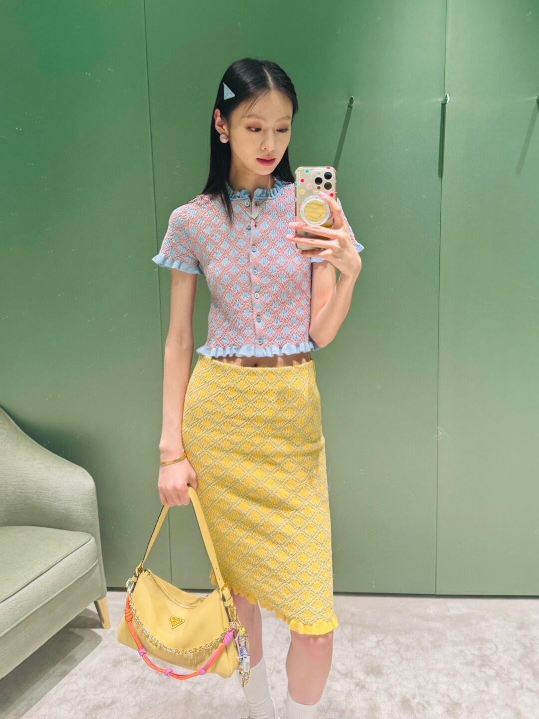 NO:423626,hip skirt~, skirts,alexander wang19860909包臀裙～,,skirts,alexander wang,Women's clothing