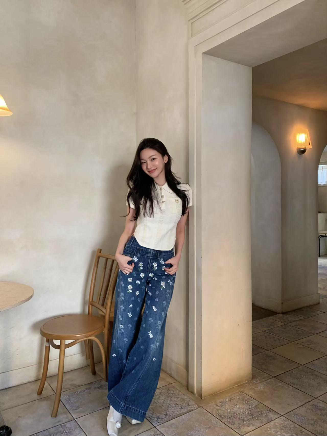 NO:434138,A pair of trousers with a very design feel, alexander wang19860909很有设计感的一条长裤,,alexander wang,Women's clothing