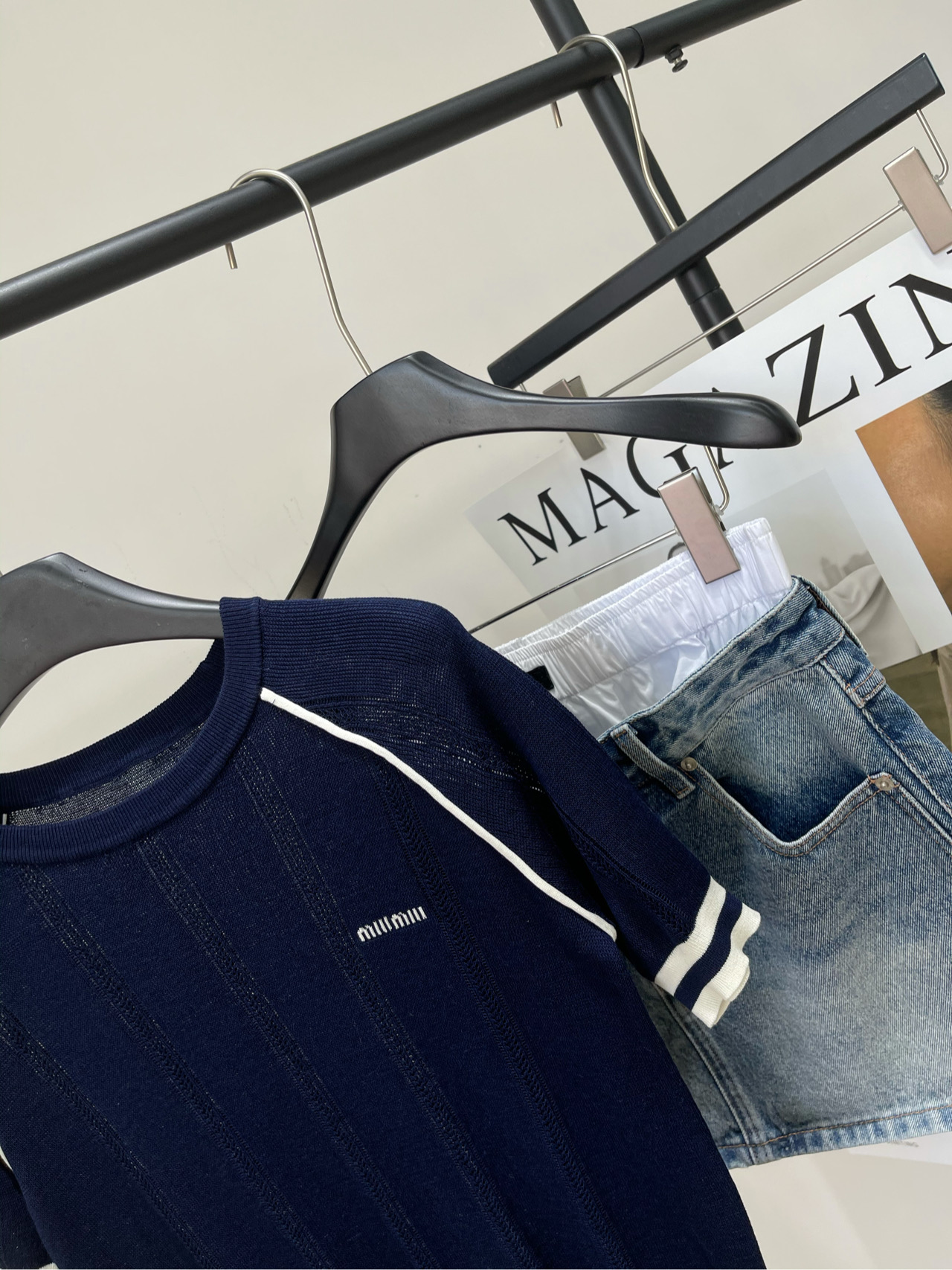 【M藏蓝插肩袖圆领镂空短袖】🔺，面料：天丝棉颜色：藏蓝𝐌𝐈*｜针织圆领上衣25SS夏季新款上新！这款针织