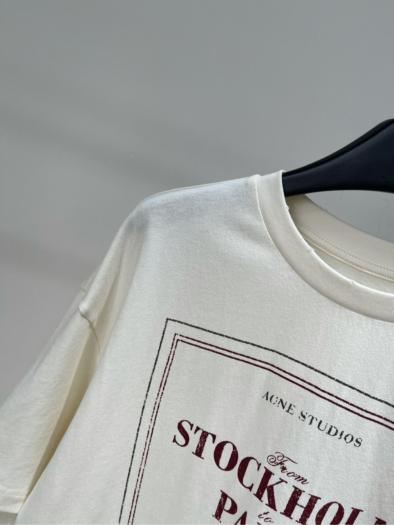 【AC米杏色做旧字母假两件长袖T】🔺，面料：全棉颜色：米杏色𝐀𝐜𝐧𝐞 𝐬𝐭𝐮𝐝𝐢𝐨*｜联名款网纱假两件长