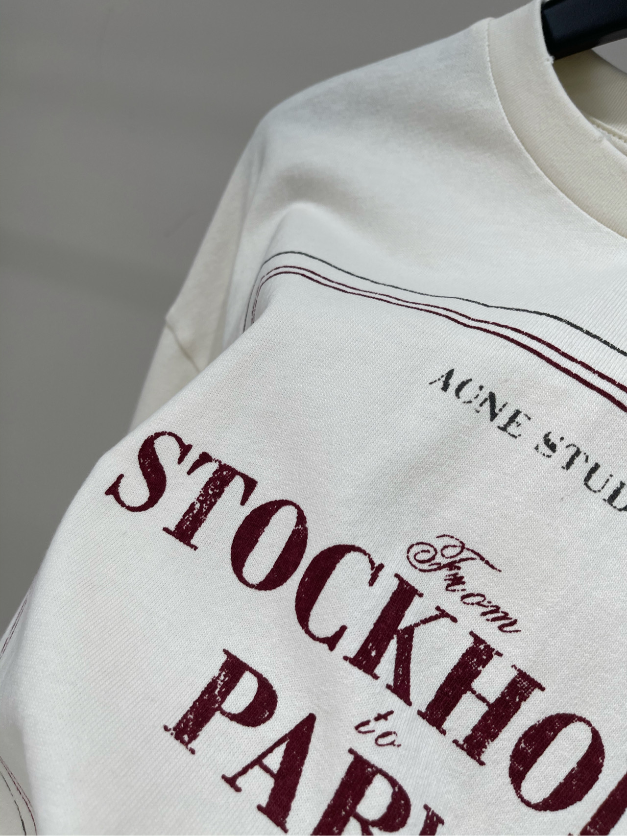 【AC米杏色做旧字母假两件长袖T】🔺，面料：全棉颜色：米杏色𝐀𝐜𝐧𝐞 𝐬𝐭𝐮𝐝𝐢𝐨*｜联名款网纱假两件长