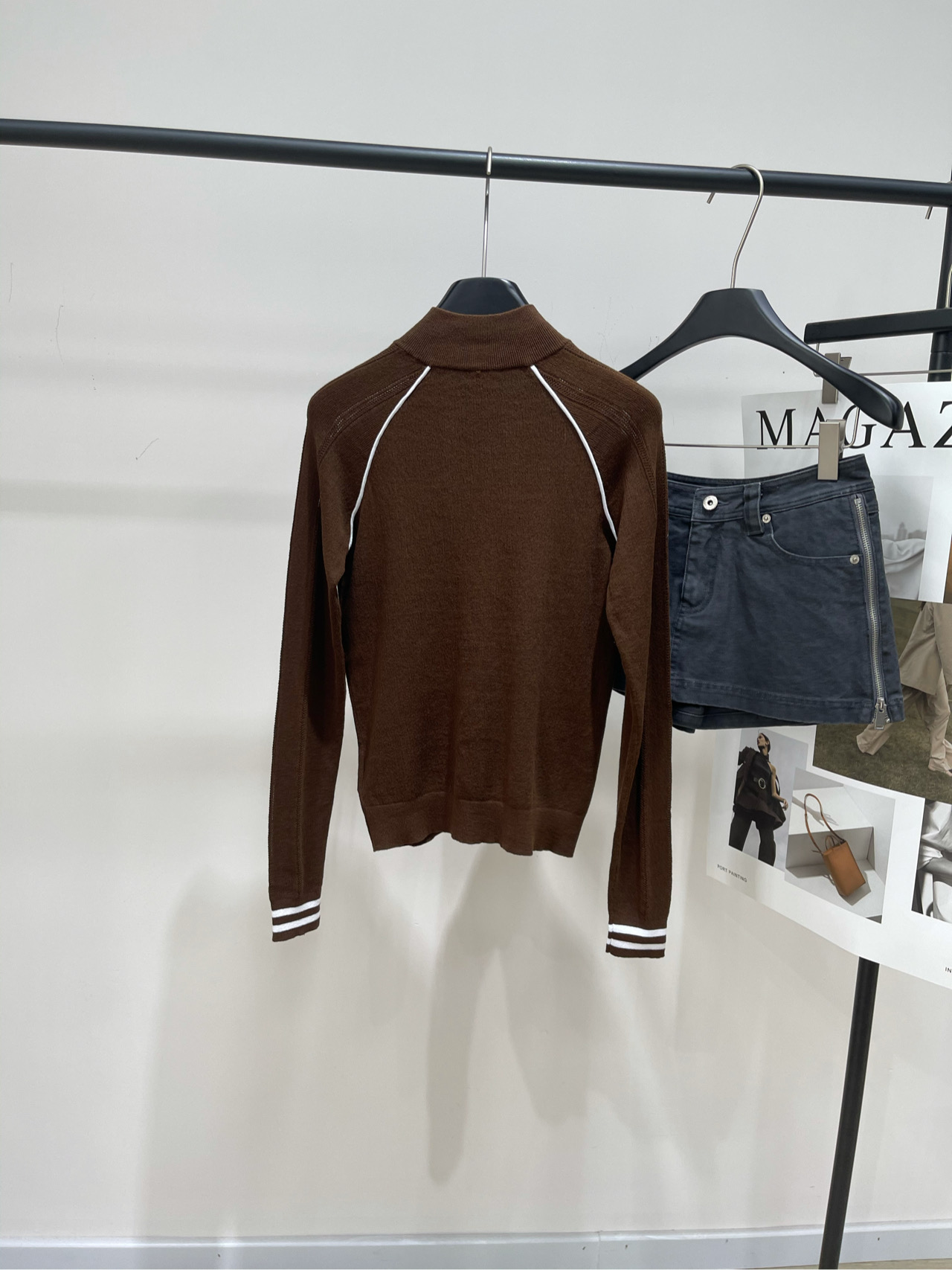 【M咖色白边立领拉链开衫】🔺，面料：全棉颜色：咖色𝐌𝐈𝐔 𝐌𝐈*｜棉质镂空立领拉链针织开衫25SS夏季新