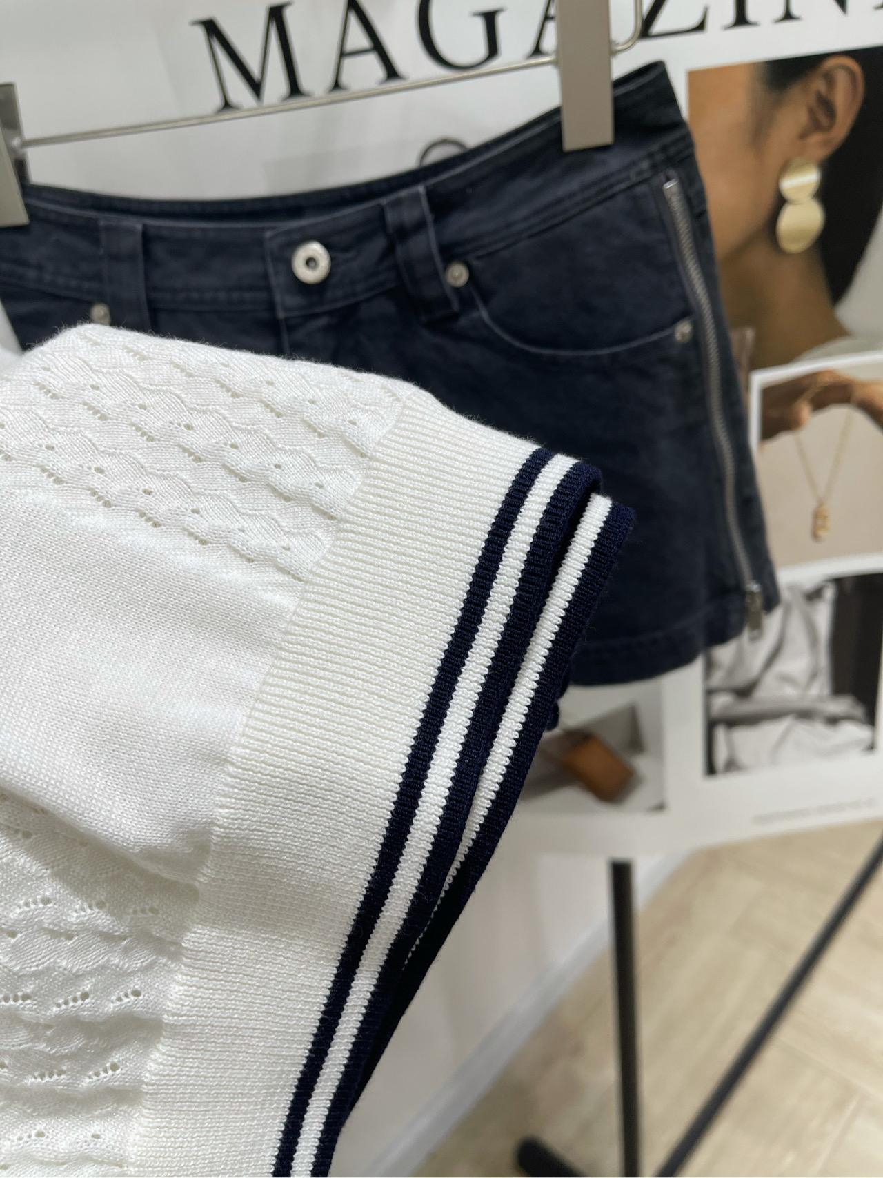 【M白色徽标镂空polo针织短袖】🔺，面料：全棉颜色：白色𝐌𝐈*｜学院风POLO领短款上衣25SS早秋新