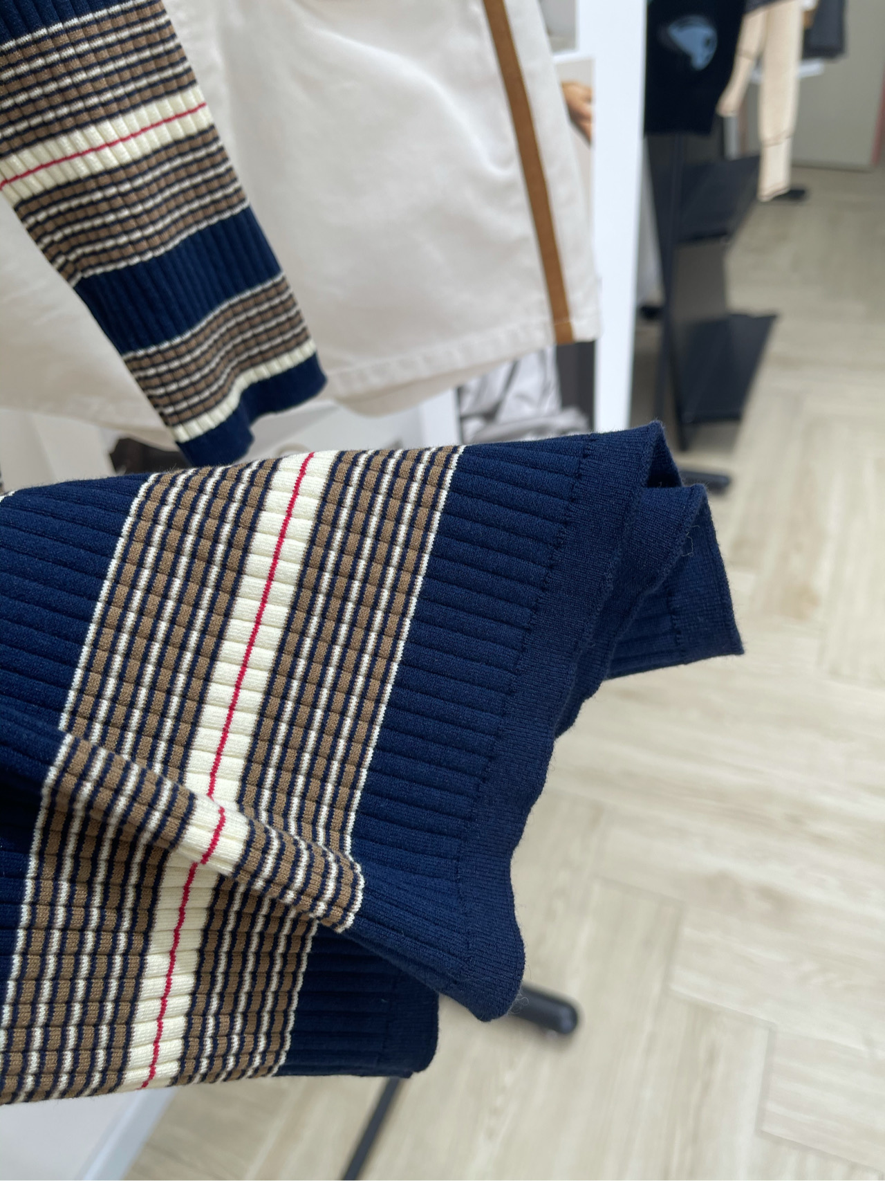 【P蓝棕细条纹polo针织短袖】🔺，面料：棉+氨纶颜色：蓝棕细条纹🆕Prad* 25SS春夏新款 间色条