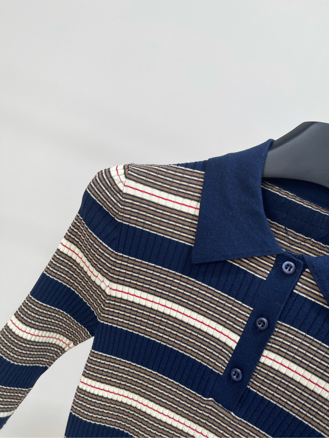 【P蓝棕细条纹polo针织短袖】🔺，面料：棉+氨纶颜色：蓝棕细条纹🆕Prad* 25SS春夏新款 间色条