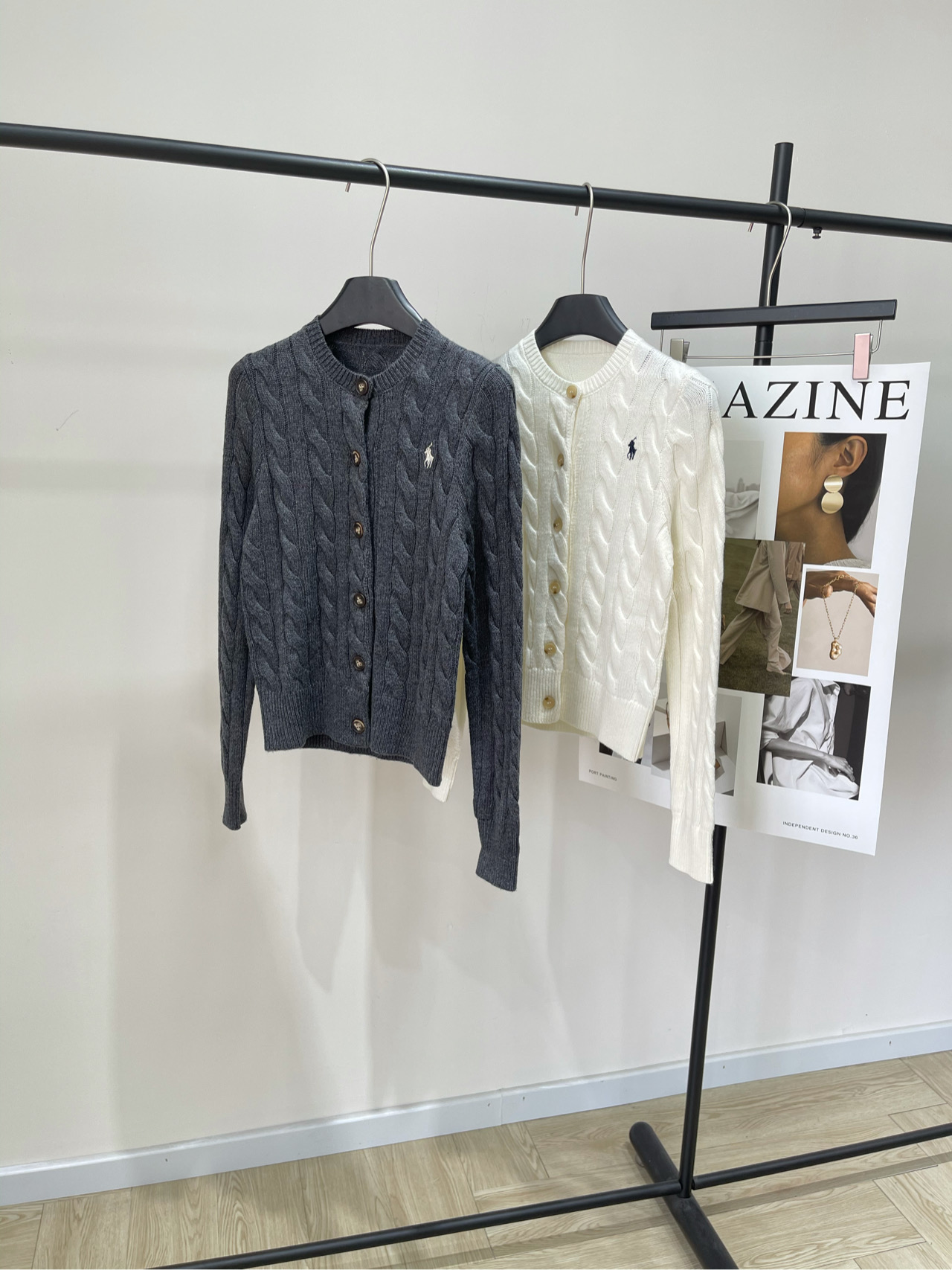 【polo小马麻花单排扣圆领开衫】🔺，面料：棉羊毛混纺颜色：米白、深灰Ralph Lauren 拉夫劳伦