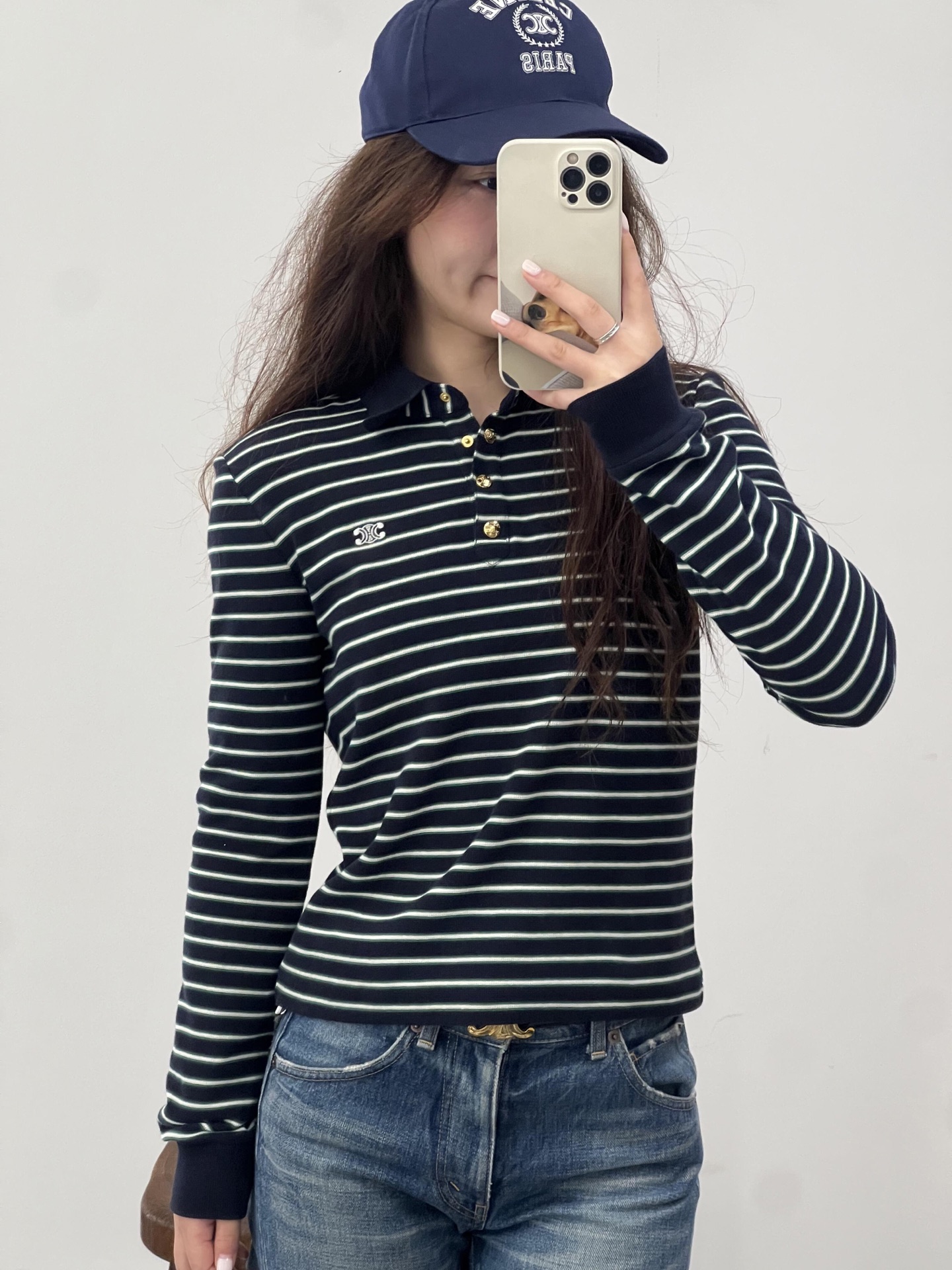 NO:459896,Striped polo shirt slim style~ The classic stripes are never out of date. The polo collar design is sweet and cool. Paired with a delicate little logo, low-key and high-end, alexander wang19860909条纹polo衫 修身款～ 经典条纹永不过时 polo领的设计又甜又飒 搭配上精致的小logo 低调中透着高级感,,alexander wang,Women's clothing