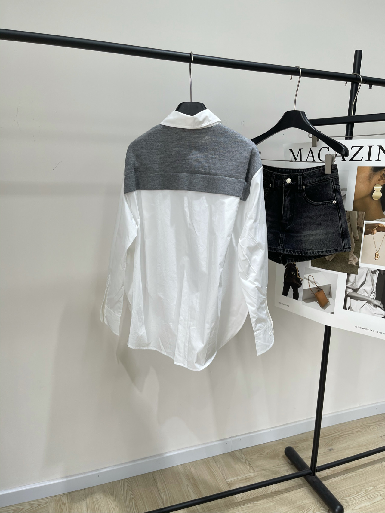 【Ann灰白披肩蝴蝶刺绣中长衬衫】🔺，面料：棉+羊毛颜色：白色ANN ANDELMAN超爱的一款衬衫这件