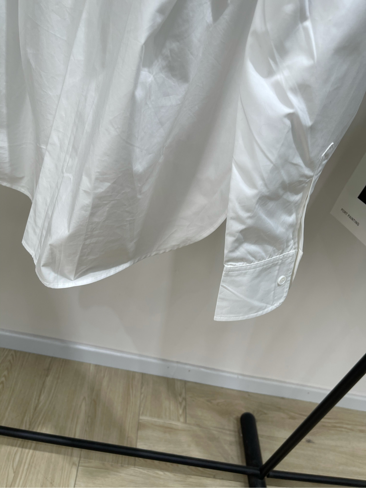 【Ann灰白披肩蝴蝶刺绣中长衬衫】🔺，面料：棉+羊毛颜色：白色ANN ANDELMAN超爱的一款衬衫这件