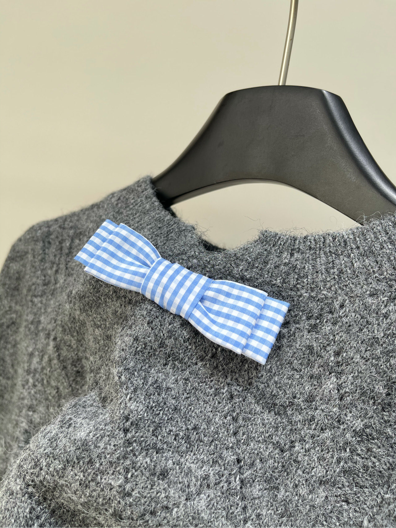 【Her灰色蓝格领结针织短袖】🔺，面料：羊毛混纺颜色：灰色HERLIAN GIRLS｜ 俏皮元气少女感满