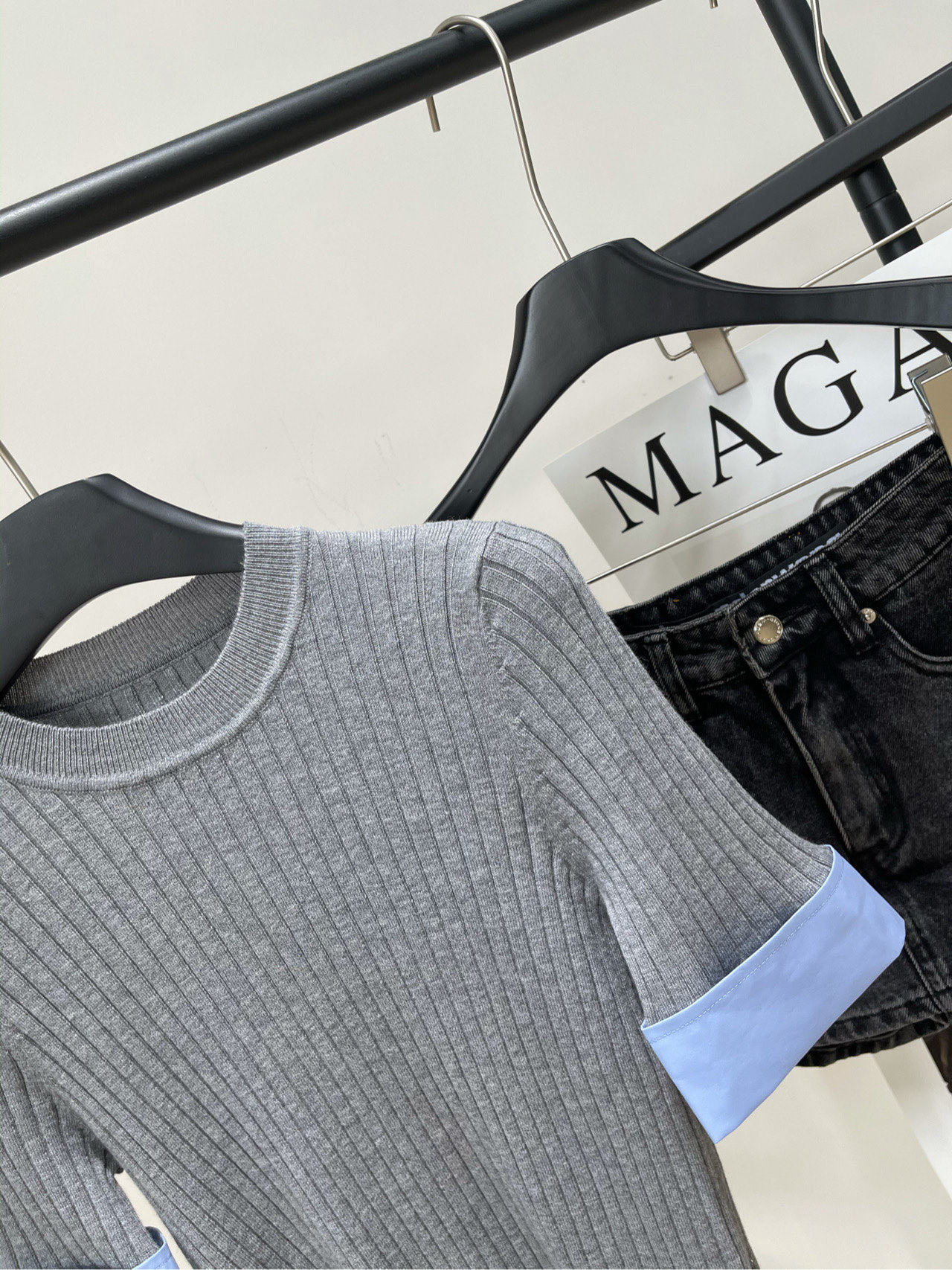 【sdr灰色衬衫袖针织上衣】🔺，面料：羊毛混纺颜色：灰色🆕Sandr* 25Fw早秋新款 简约修身拼接衬