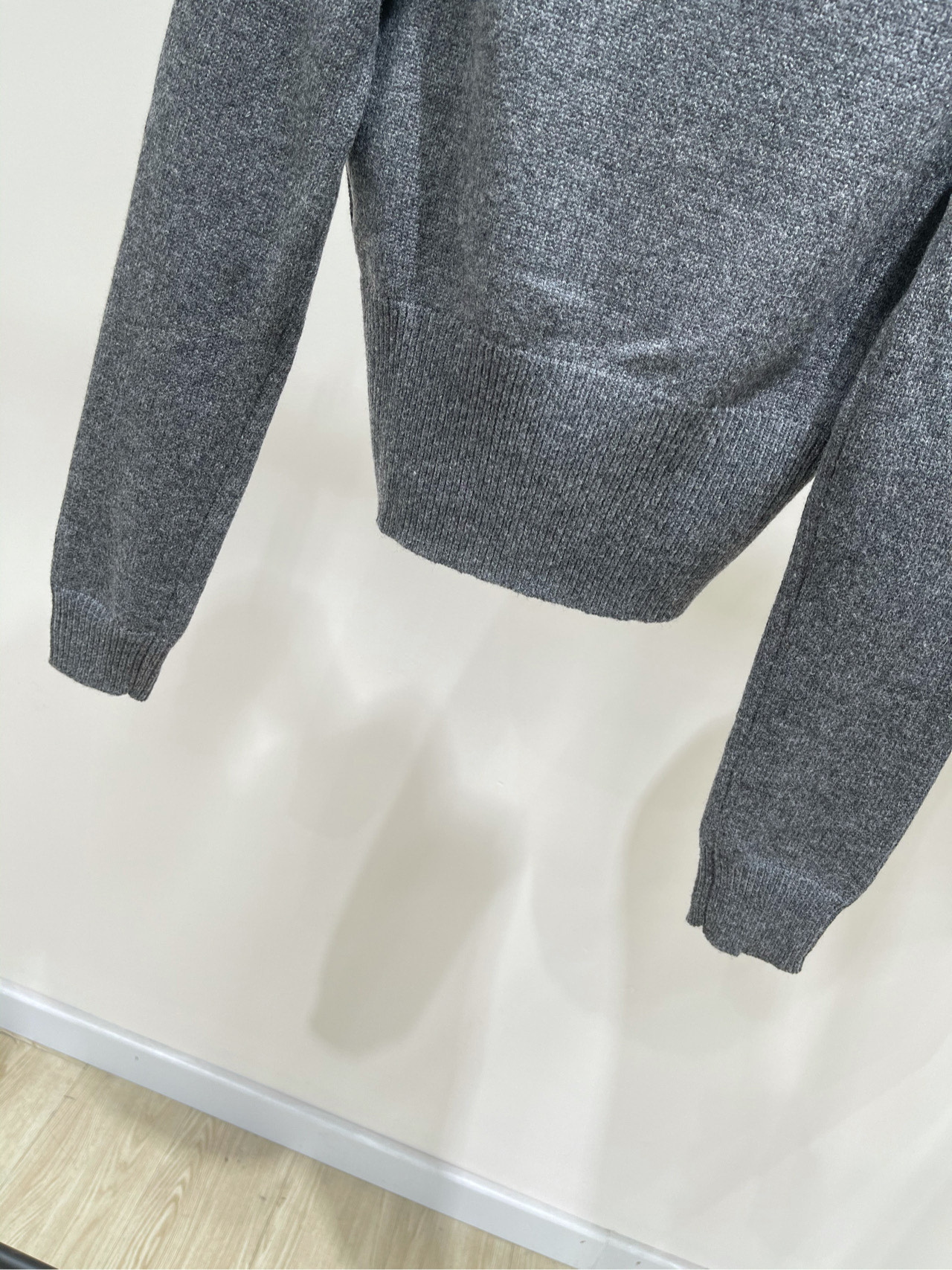 【M气质灰半拉链海军领长袖毛衣】🔺，面料：羊毛混纺颜色：气质灰𝐌𝐈*｜半拉链毛衣25SS早秋新款上新！精