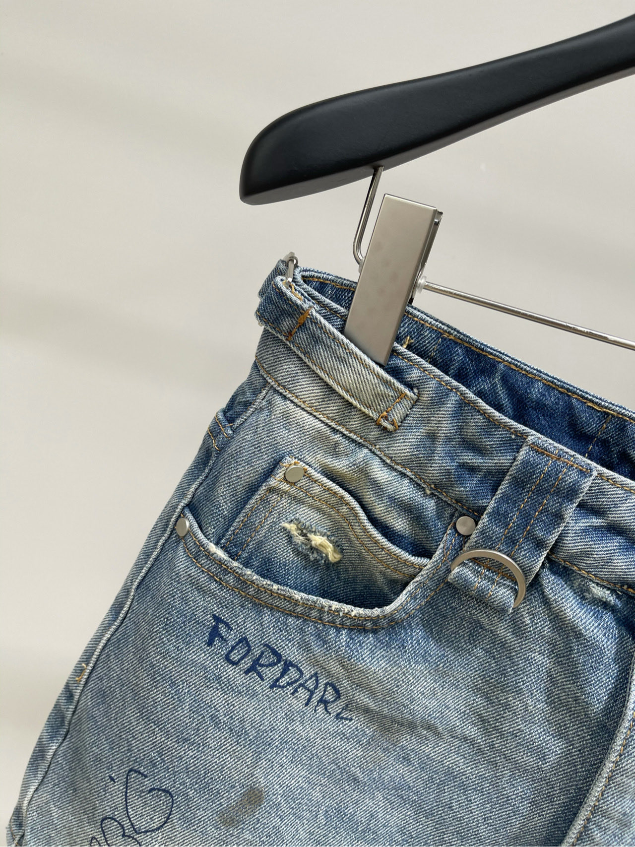 【FOR趣味涂鸦屁帘牛仔长裤】🔺，面料：牛仔棉颜色：蓝色FORDARE 25AW 趣味圆珠笔涂鸦假两件水